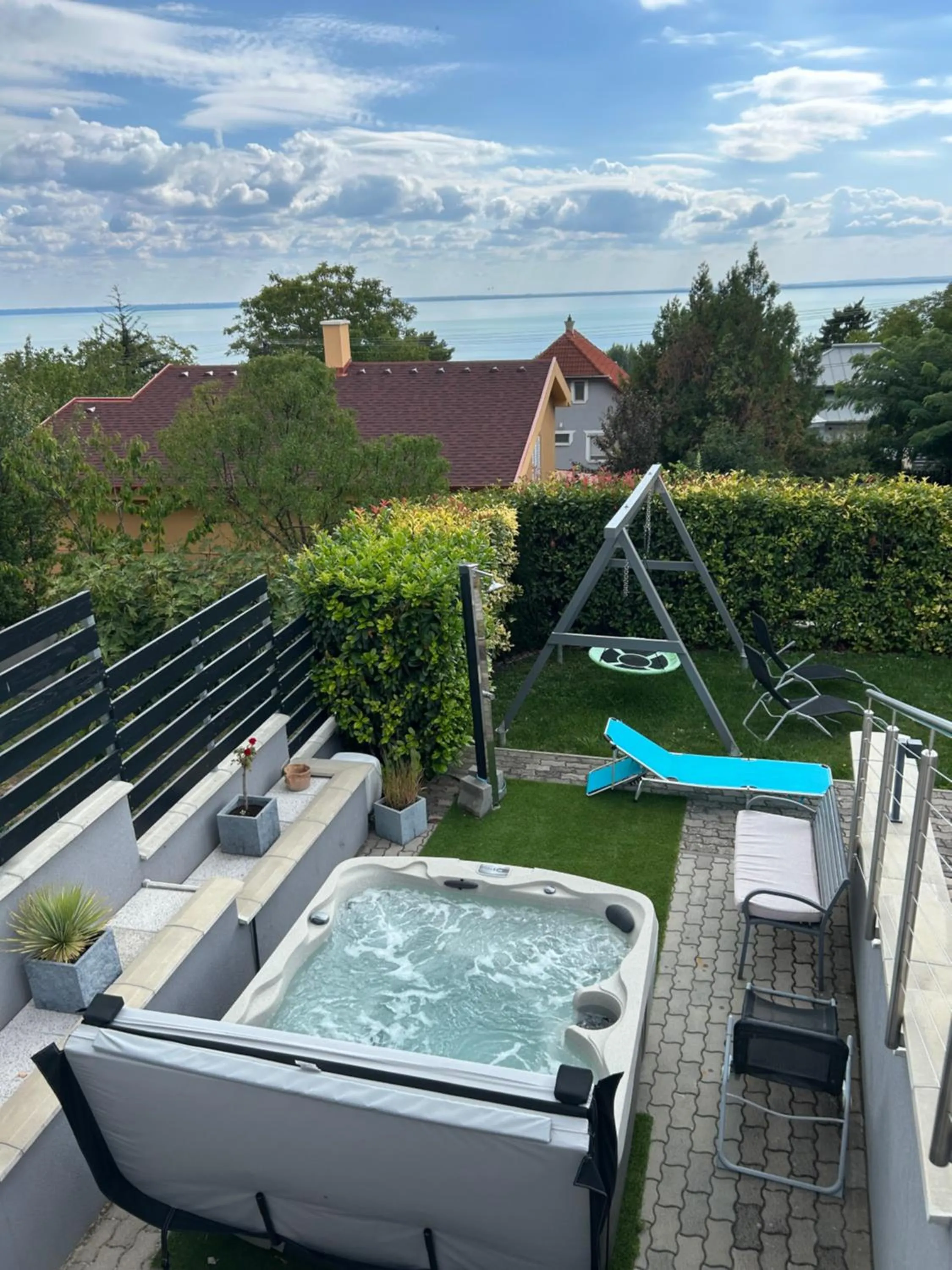 Hot Tub in Fügefa Apartman
