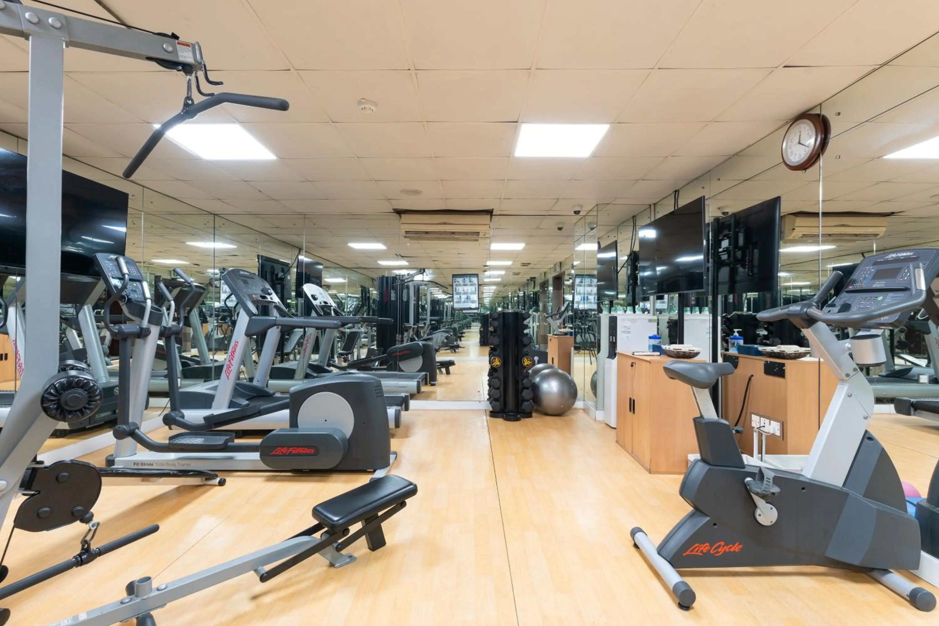 On site in Howard Johnson Bur Dubai