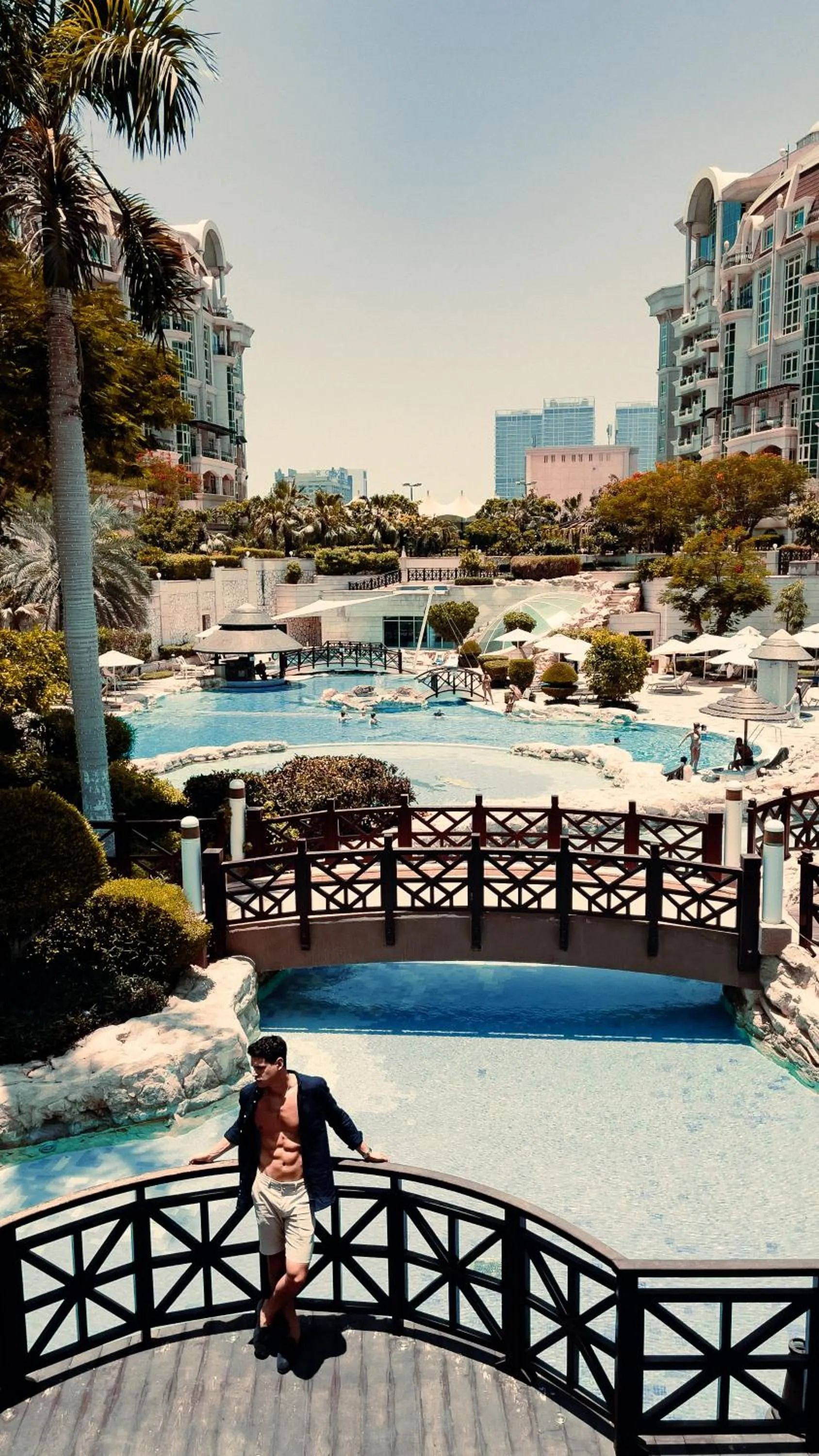 Property building in Swissôtel Al Murooj Dubai