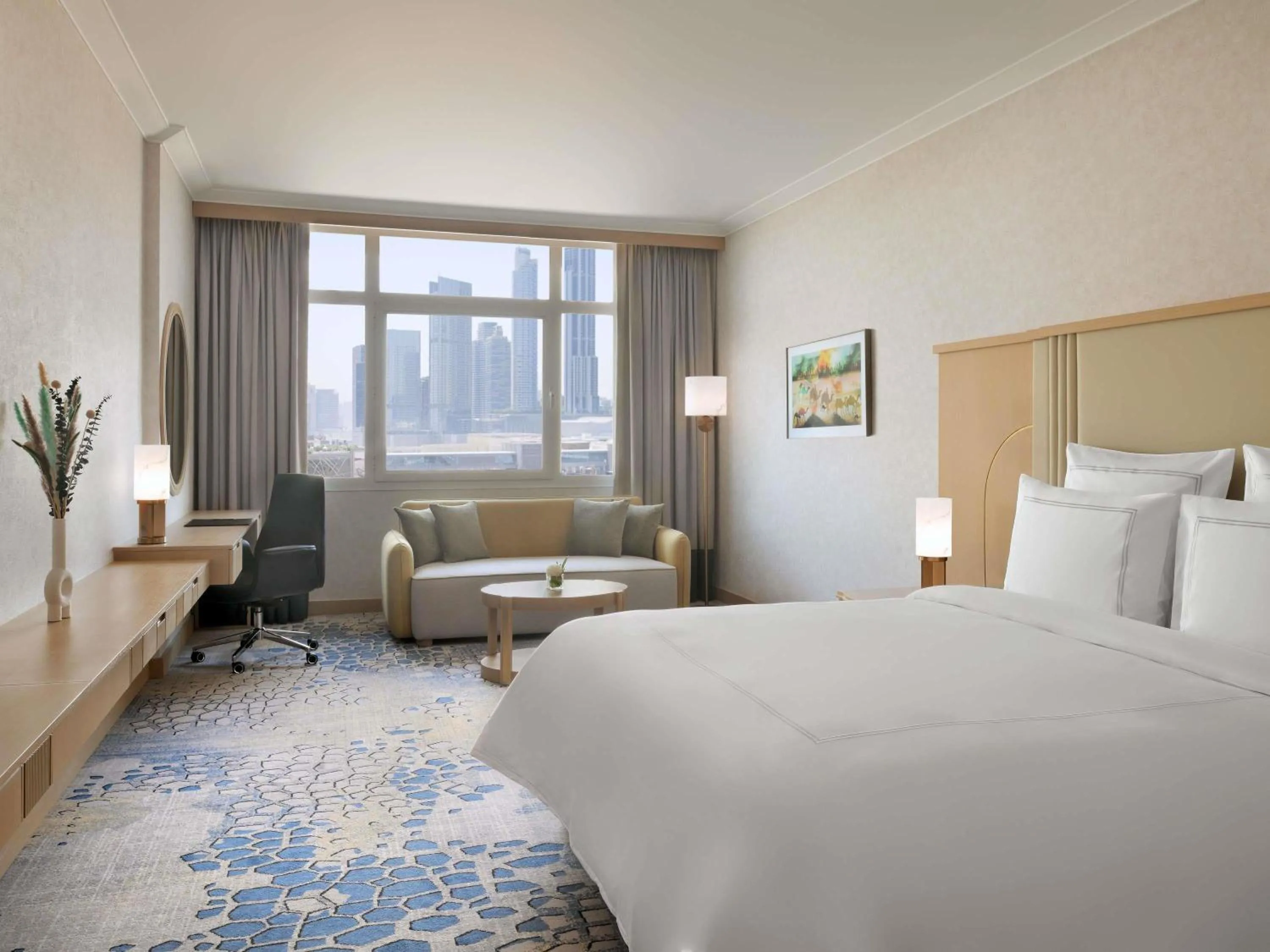 Bedroom, Bed in Swissôtel Al Murooj Dubai