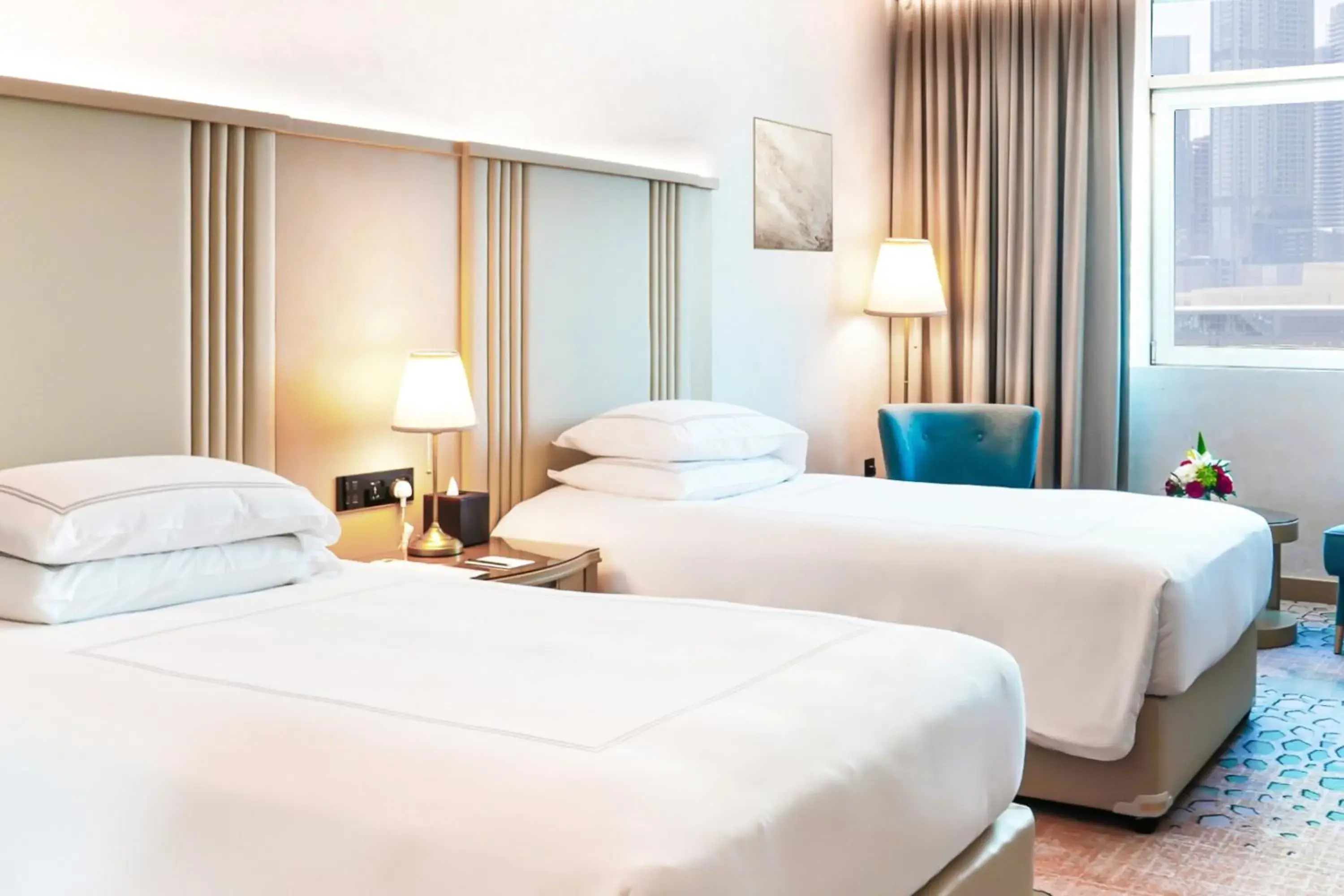 Deluxe Twin Room in Swissôtel Al Murooj Dubai Deluxe Twin Room in Swissôtel Al Murooj Dubai