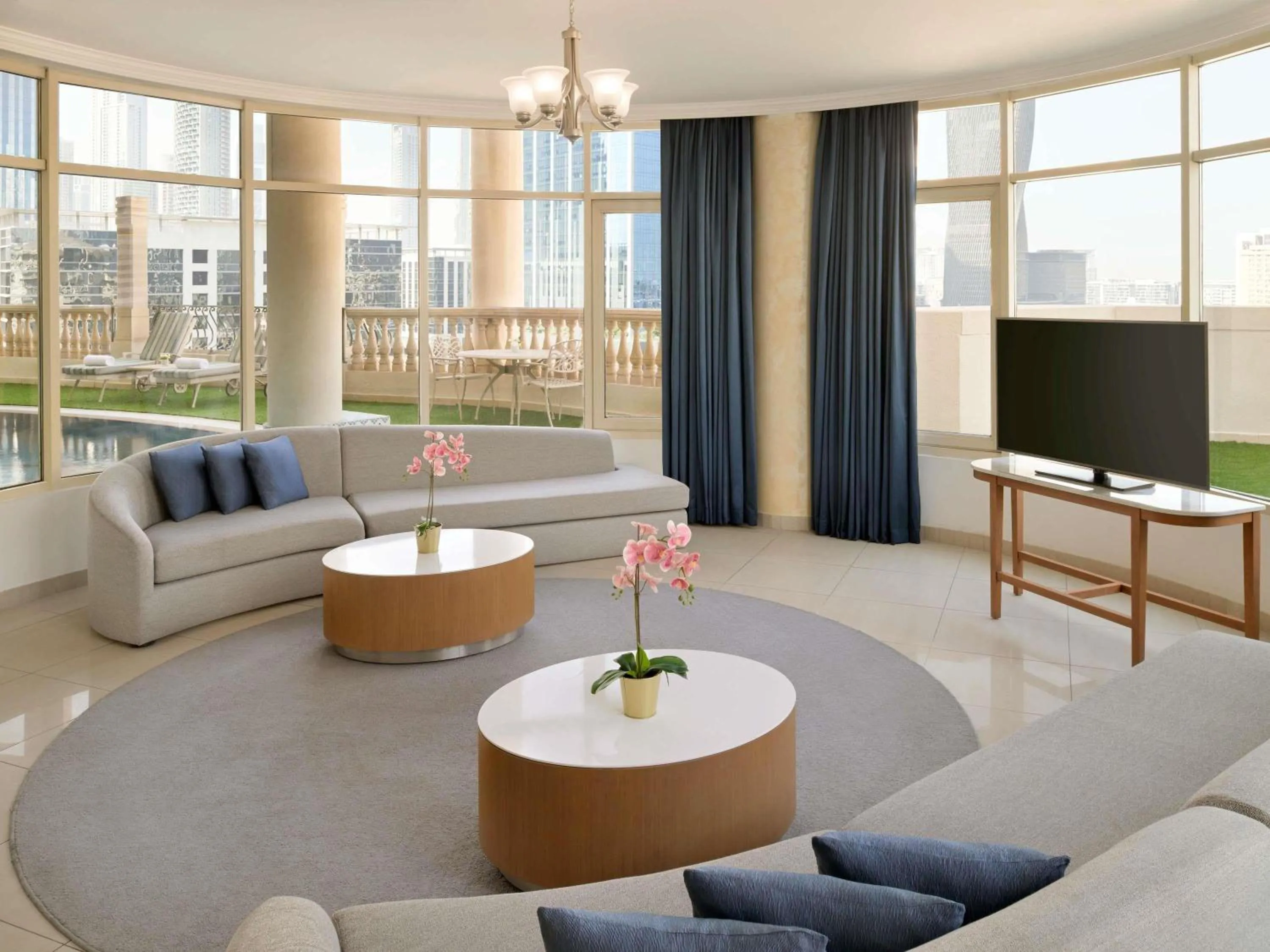 Bedroom in Swissôtel Al Murooj Dubai