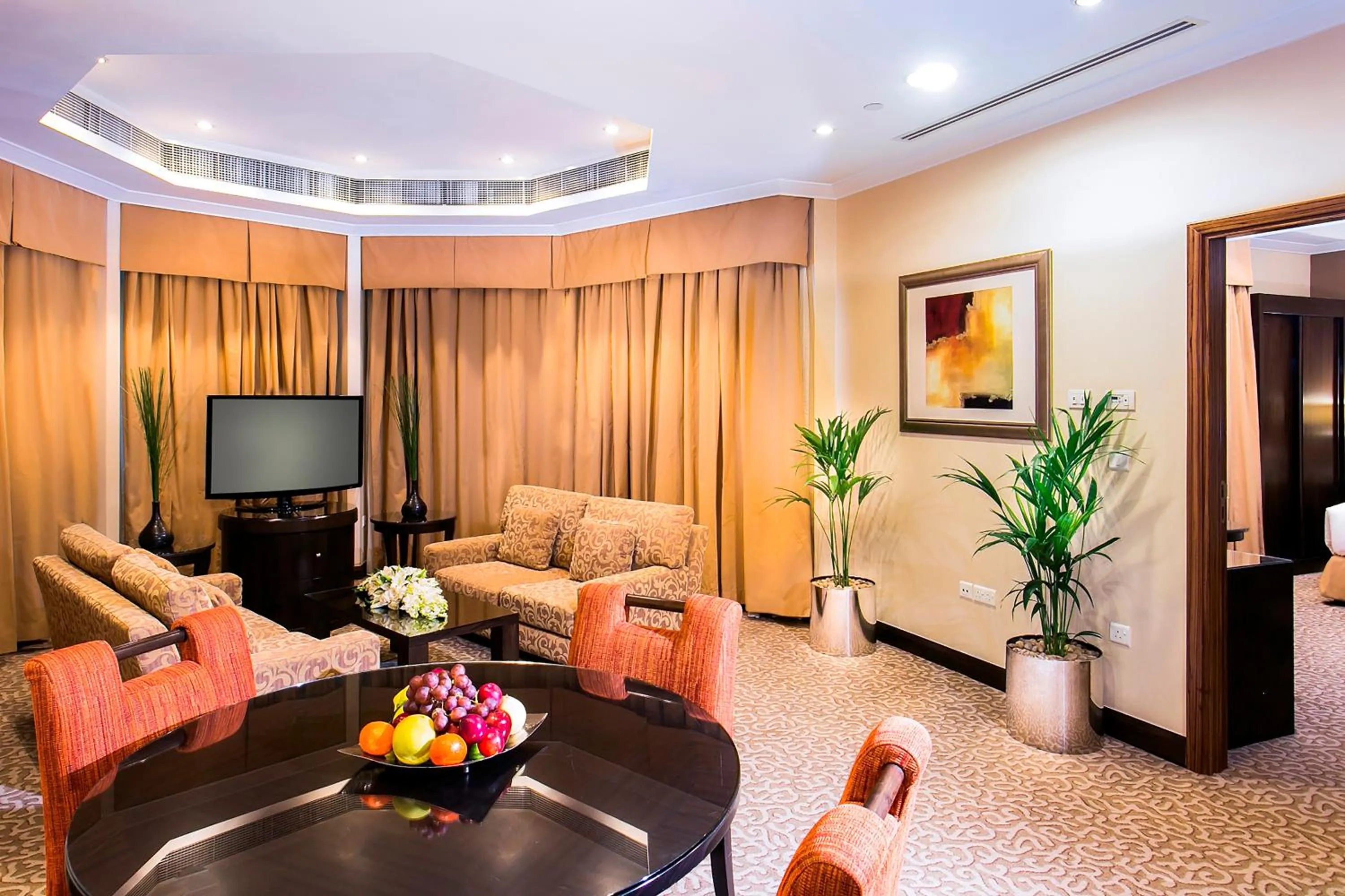 Living room in Swissôtel Al Murooj Dubai