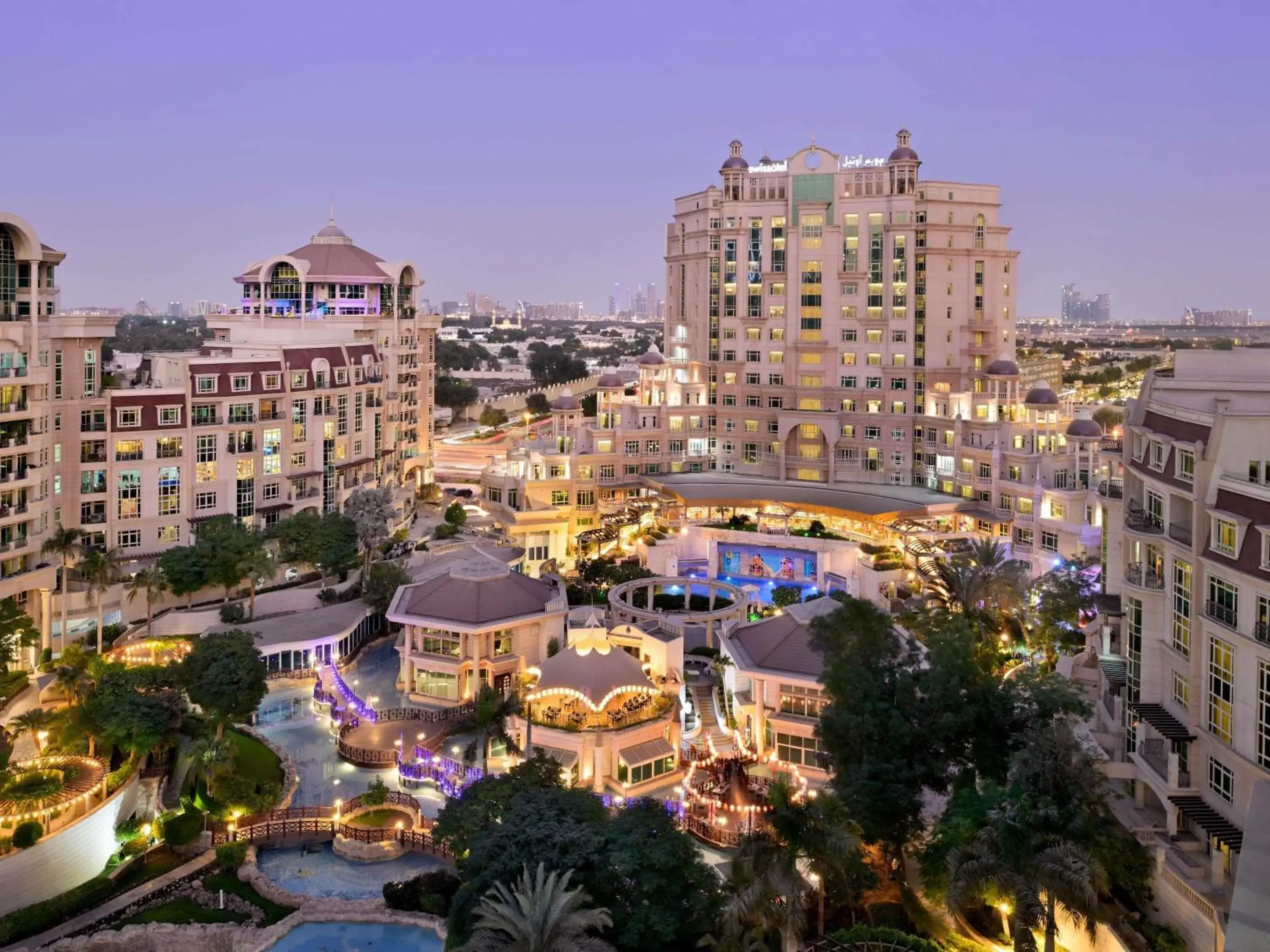 Swissôtel Al Murooj Dubai Swissôtel Al Murooj Dubai