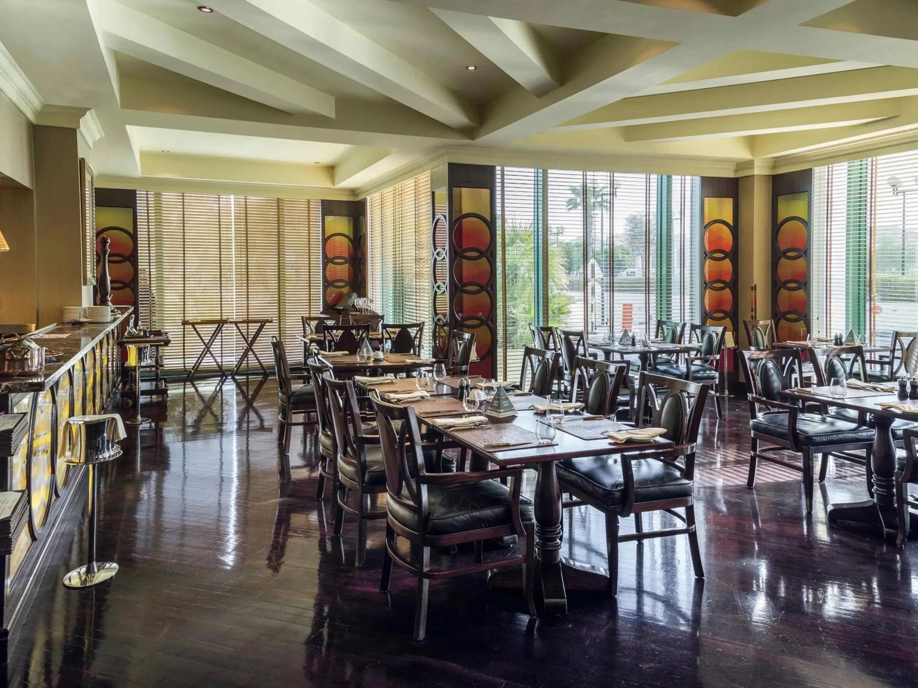 Restaurant/places to eat in Mövenpick Grand Al Bustan Restaurant/places to eat in Mövenpick Grand Al Bustan