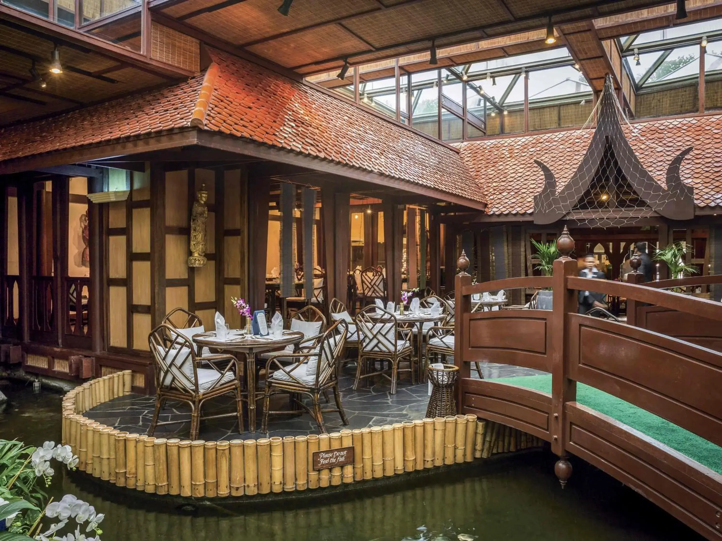 Restaurant/places to eat in Mövenpick Grand Al Bustan Restaurant/places to eat in Mövenpick Grand Al Bustan