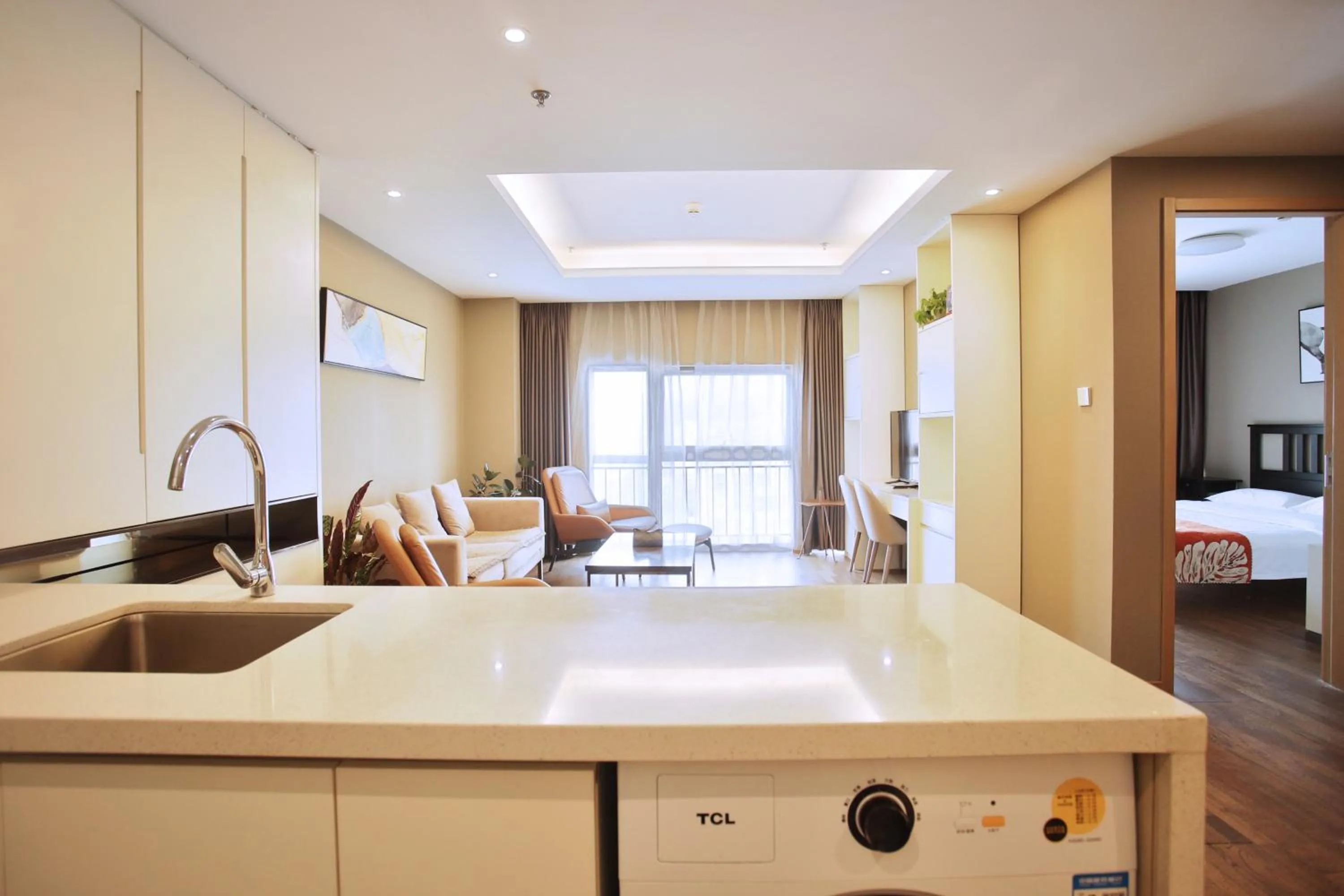 Bed in Yashi International Aparthotel