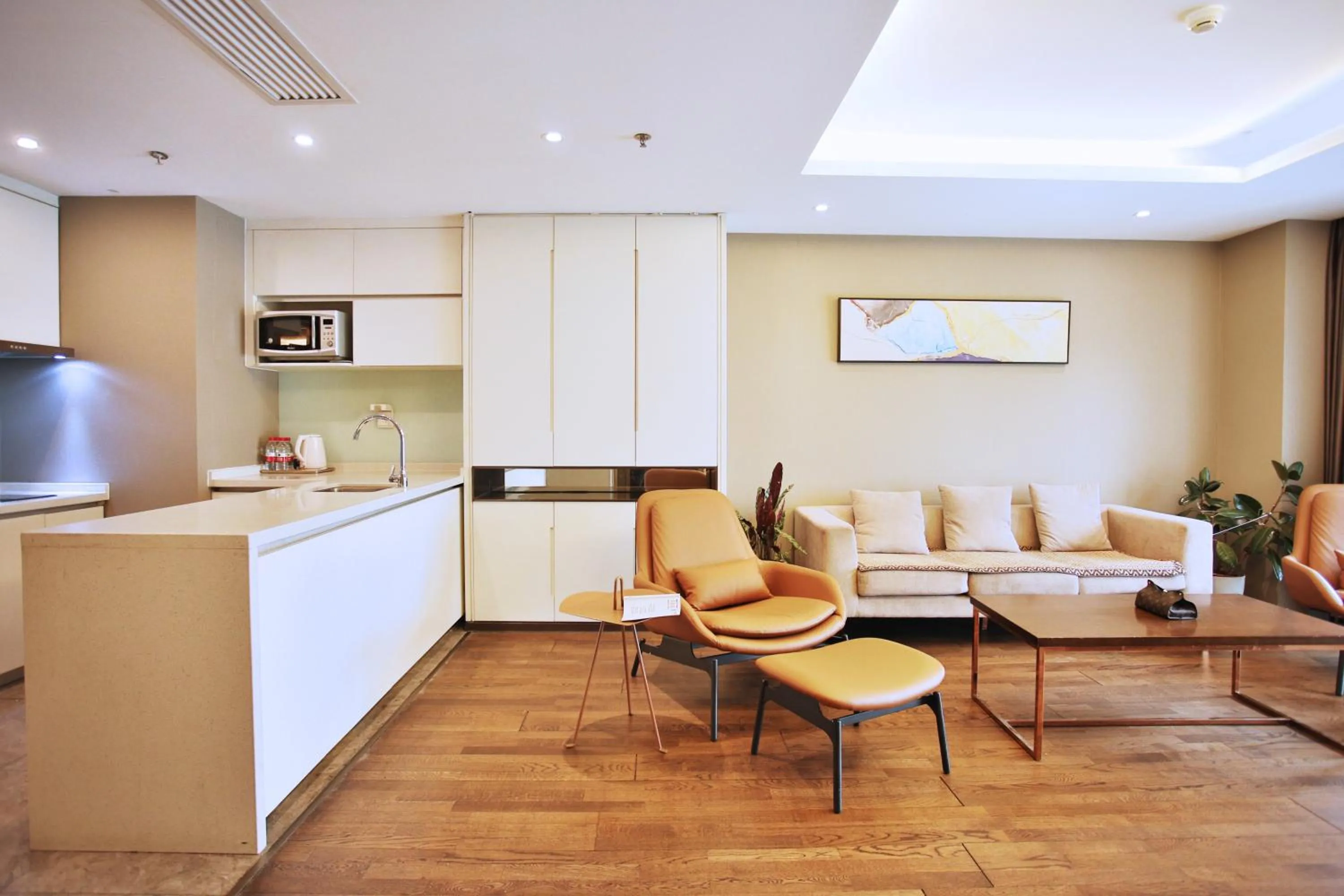 Yashi International Aparthotel