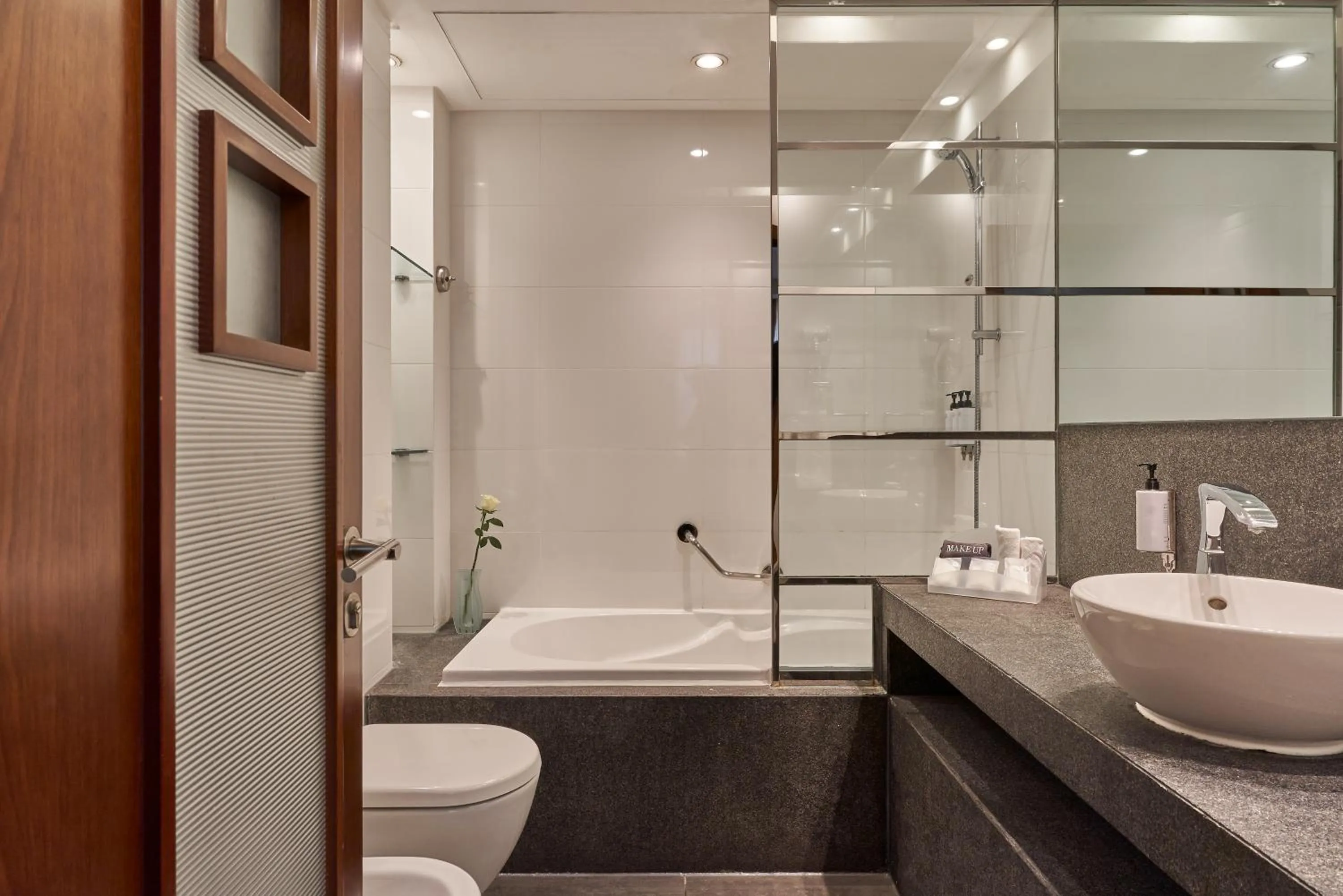 Shower in Villa Rotana