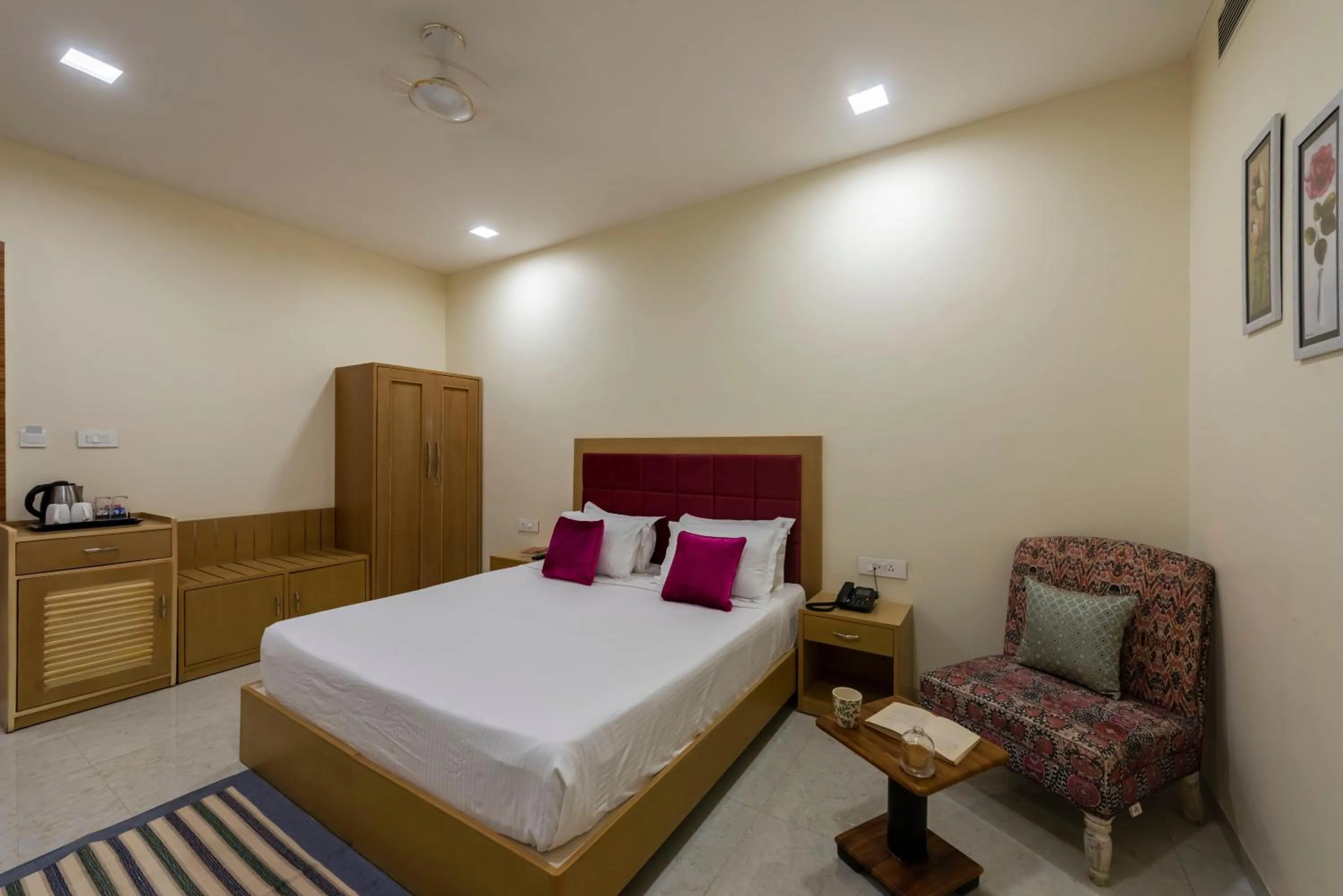 Bedroom, Bed in ama Stays & Trails Talia Costa, Udaipur