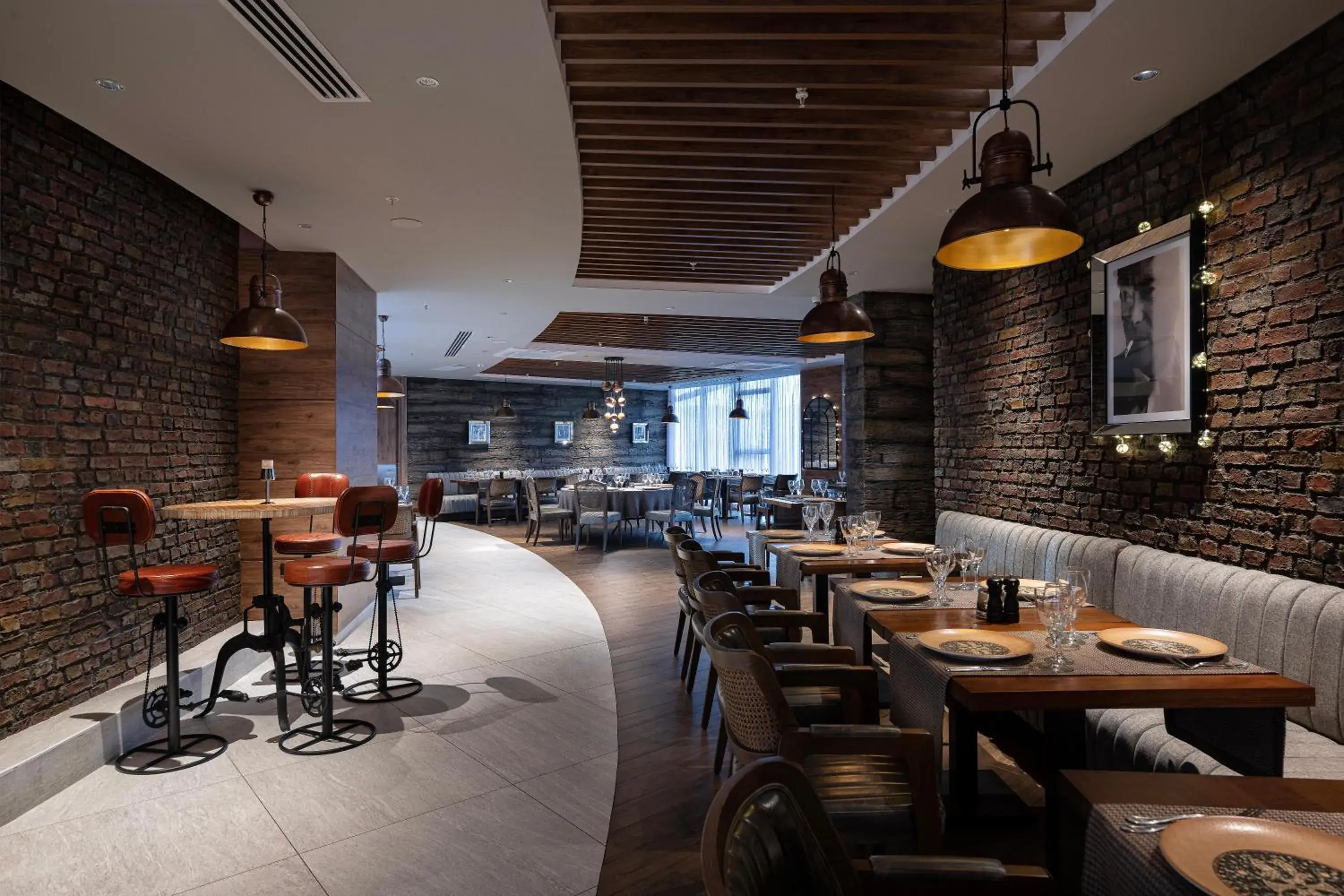 Restaurant/places to eat in Concorde Tower Hotel & Casino Restaurant/places to eat in Concorde Tower Hotel & Casino