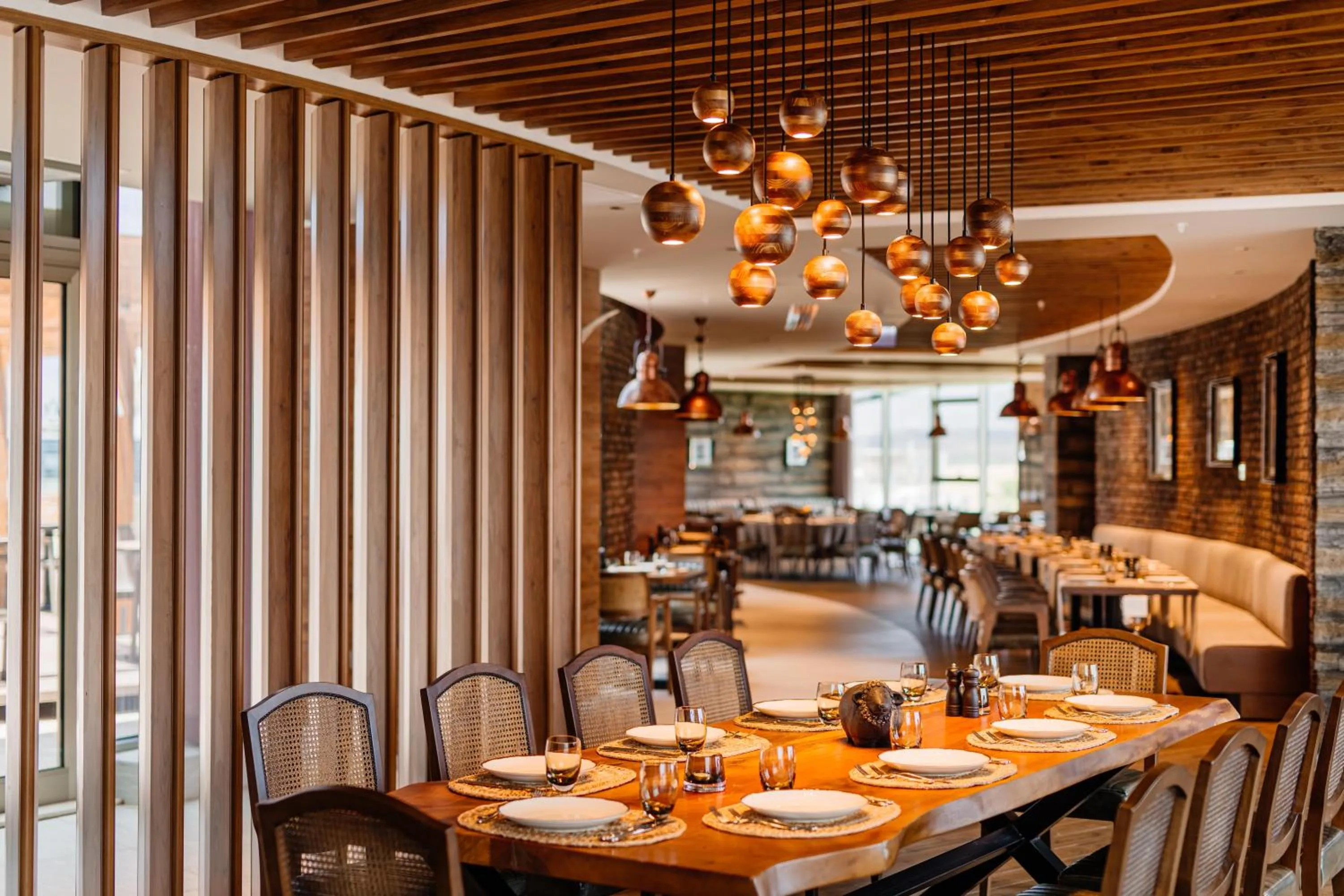 Restaurant/places to eat in Concorde Tower Hotel & Casino