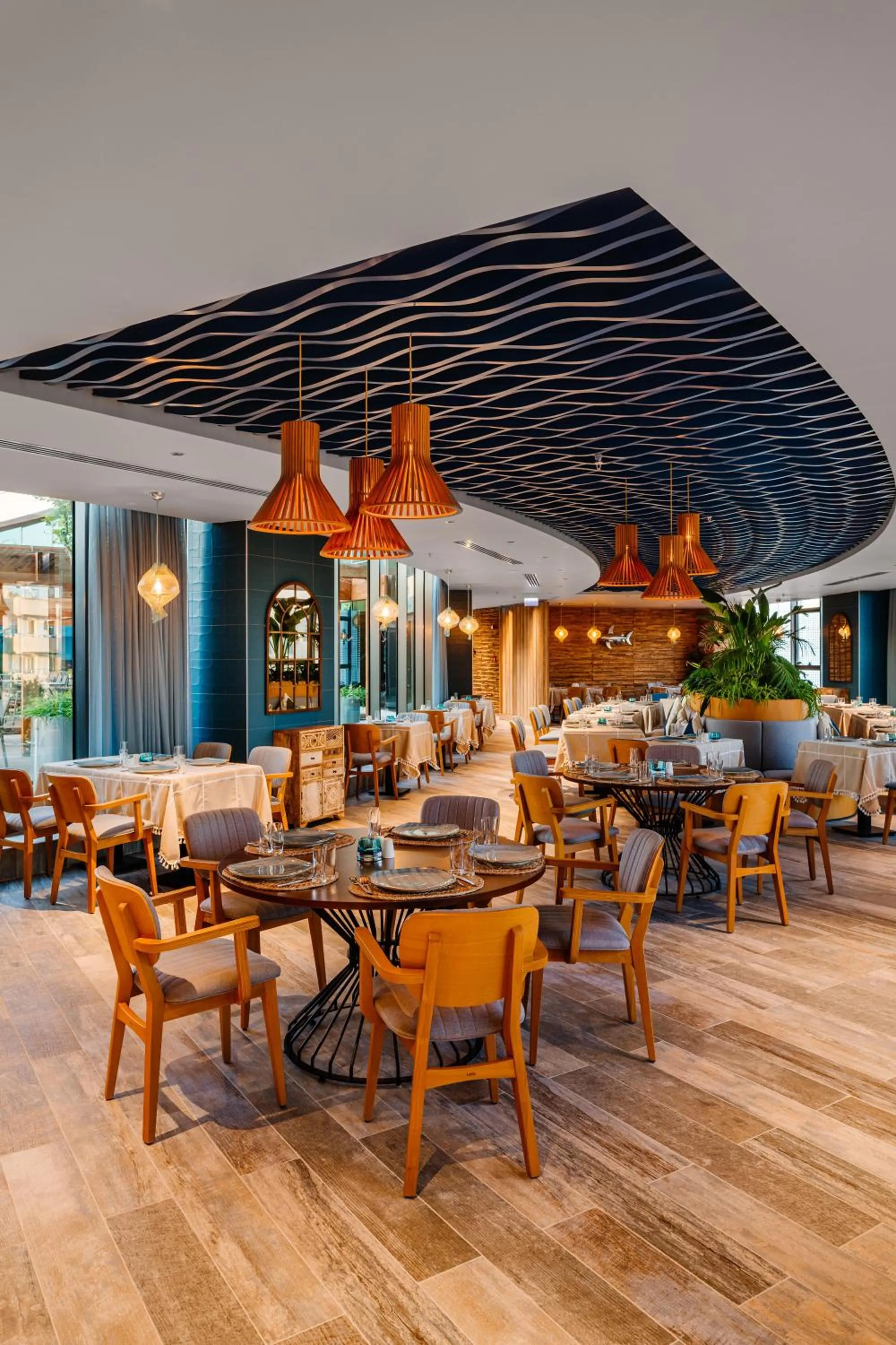 Restaurant/places to eat in Concorde Tower Hotel & Casino