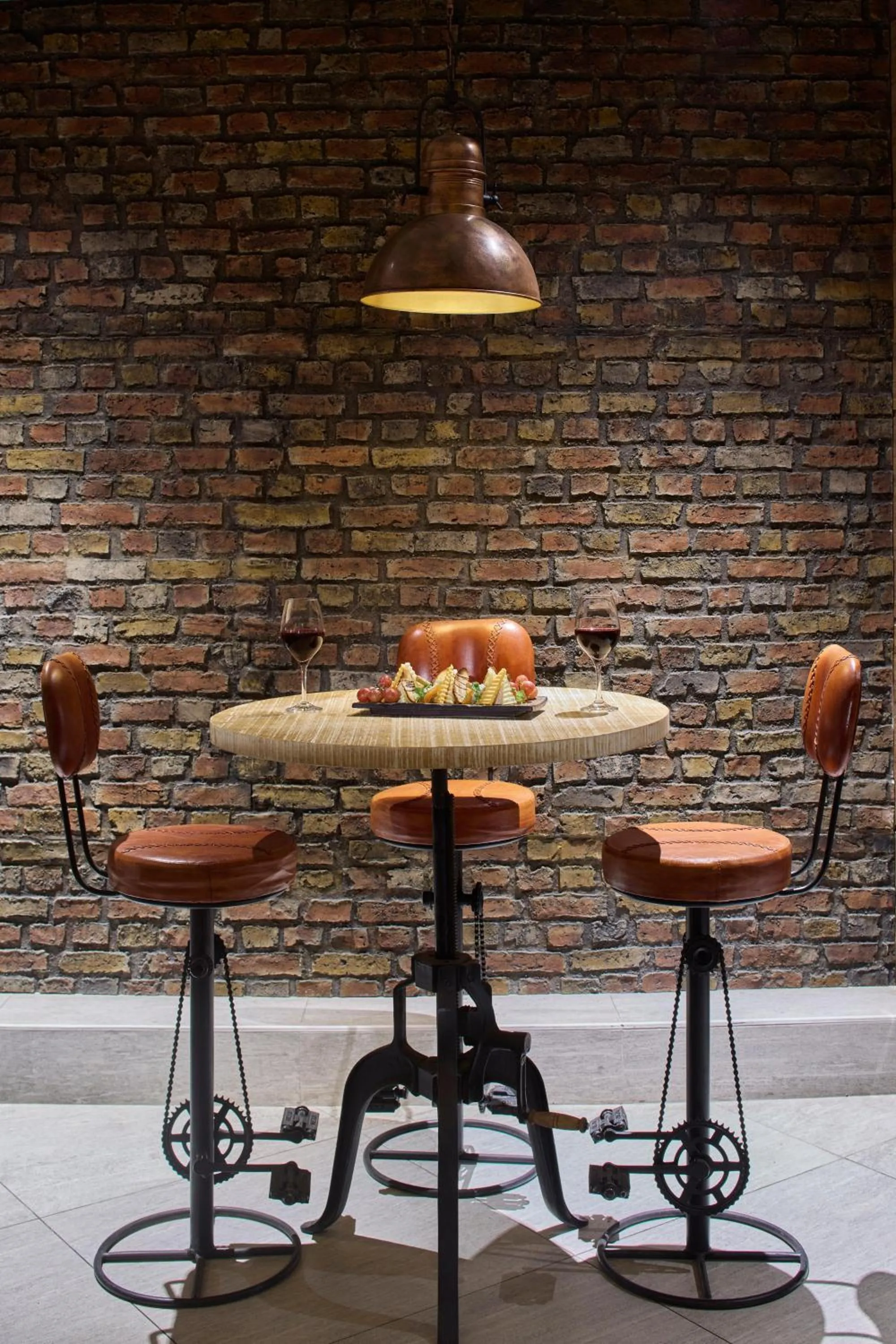 Restaurant/places to eat in Concorde Tower Hotel & Casino