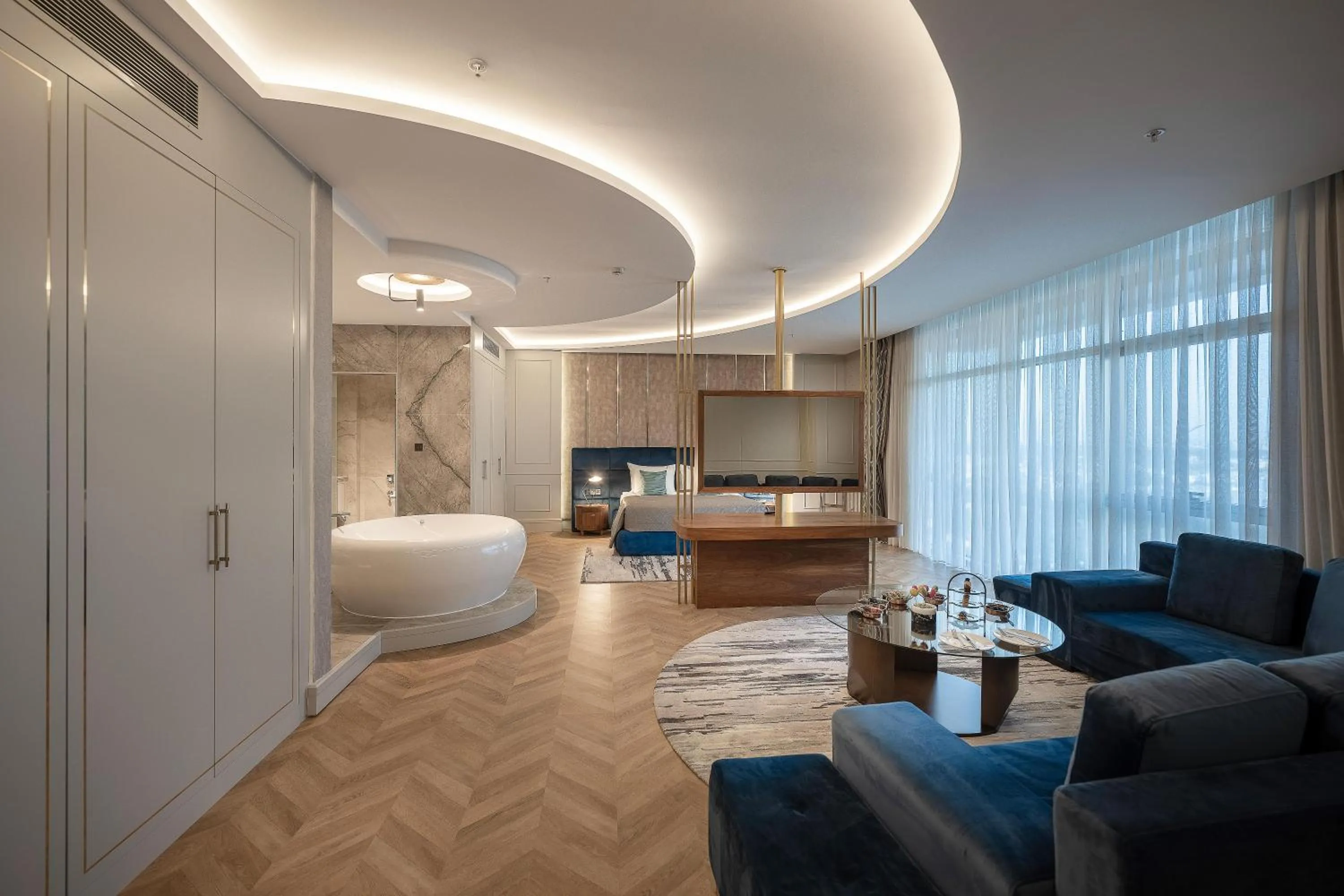 Photo of the whole room, Bed in Concorde Tower Hotel & Casino