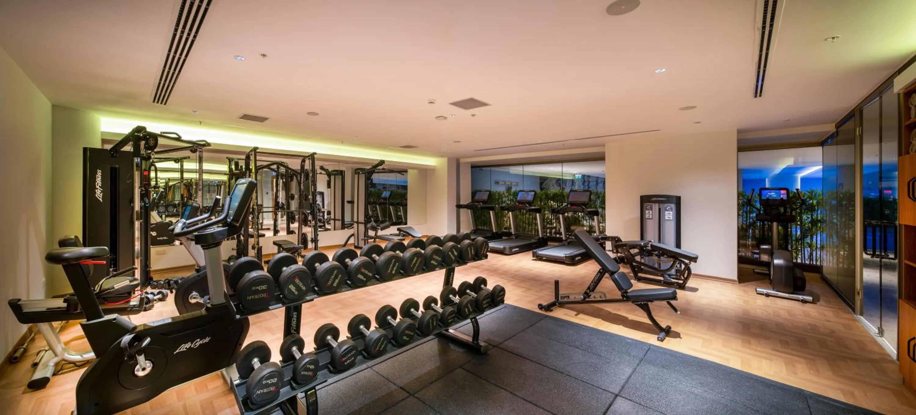 Activities in Concorde Tower Hotel & Casino