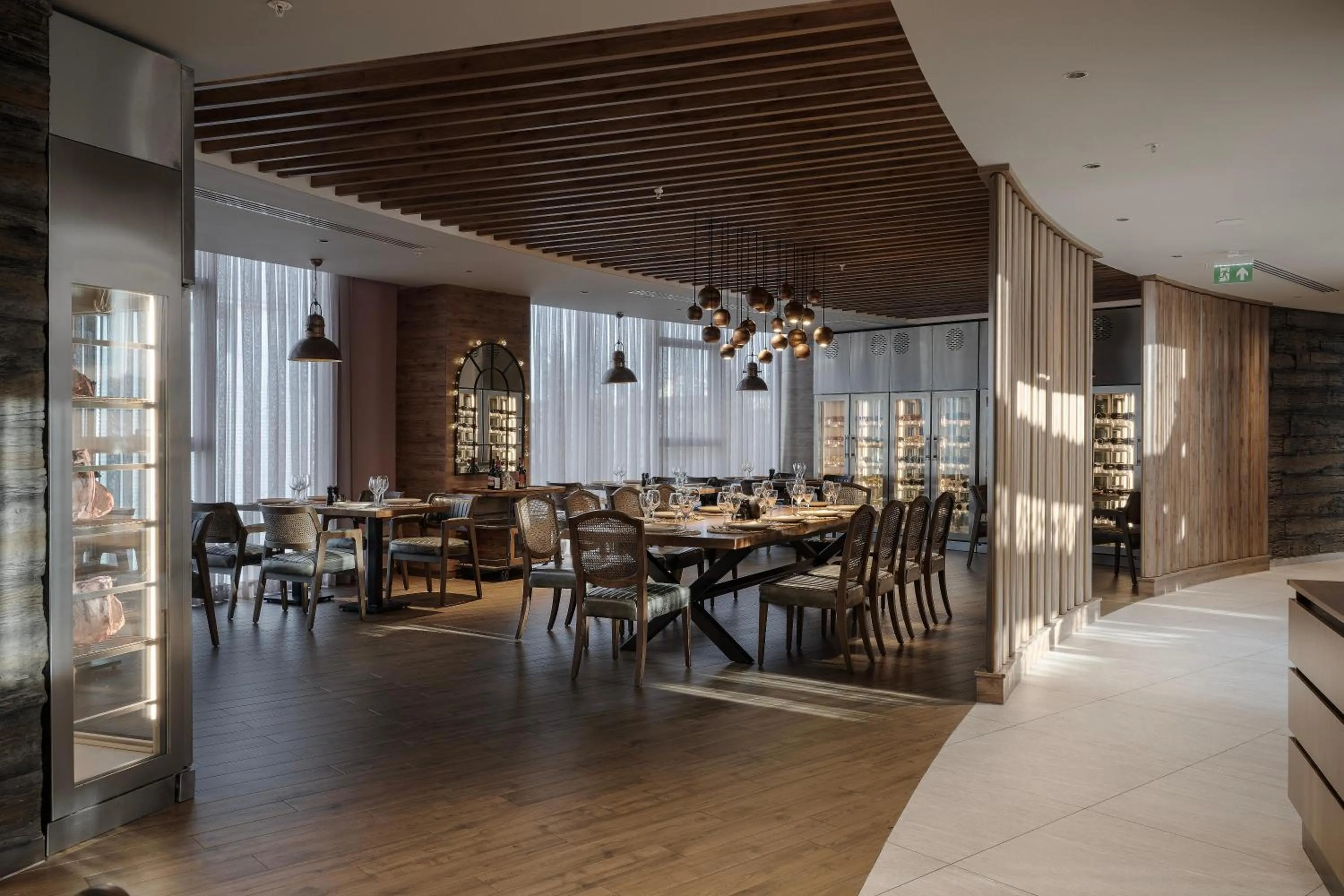 Restaurant/places to eat in Concorde Tower Hotel & Casino