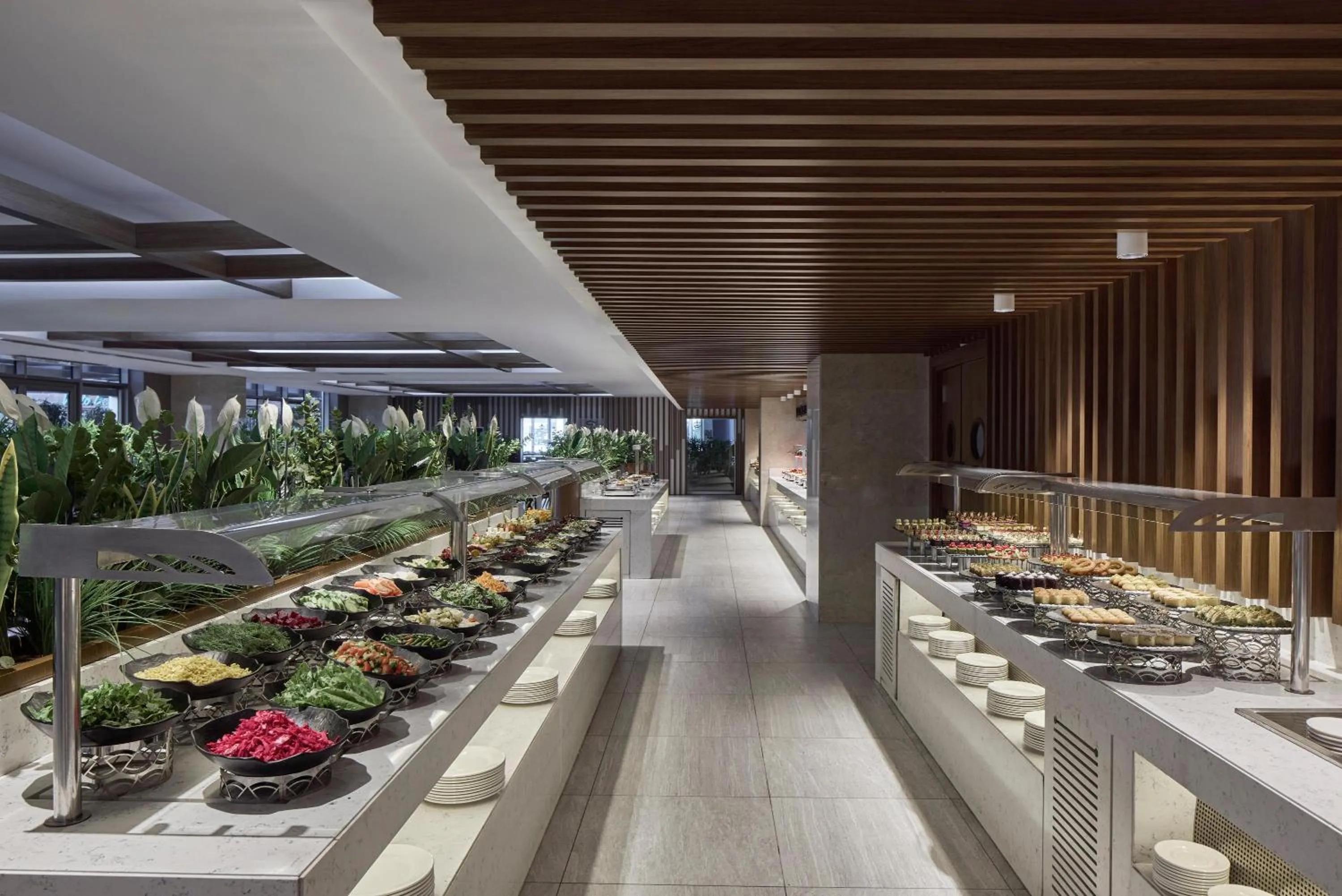 Restaurant/places to eat in Concorde Tower Hotel & Casino