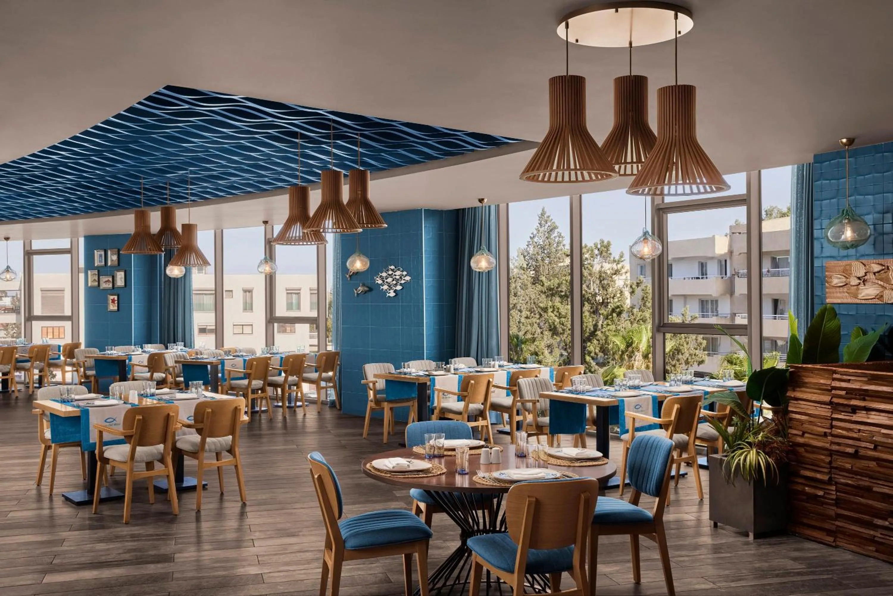 Restaurant/places to eat in Concorde Tower Hotel & Casino