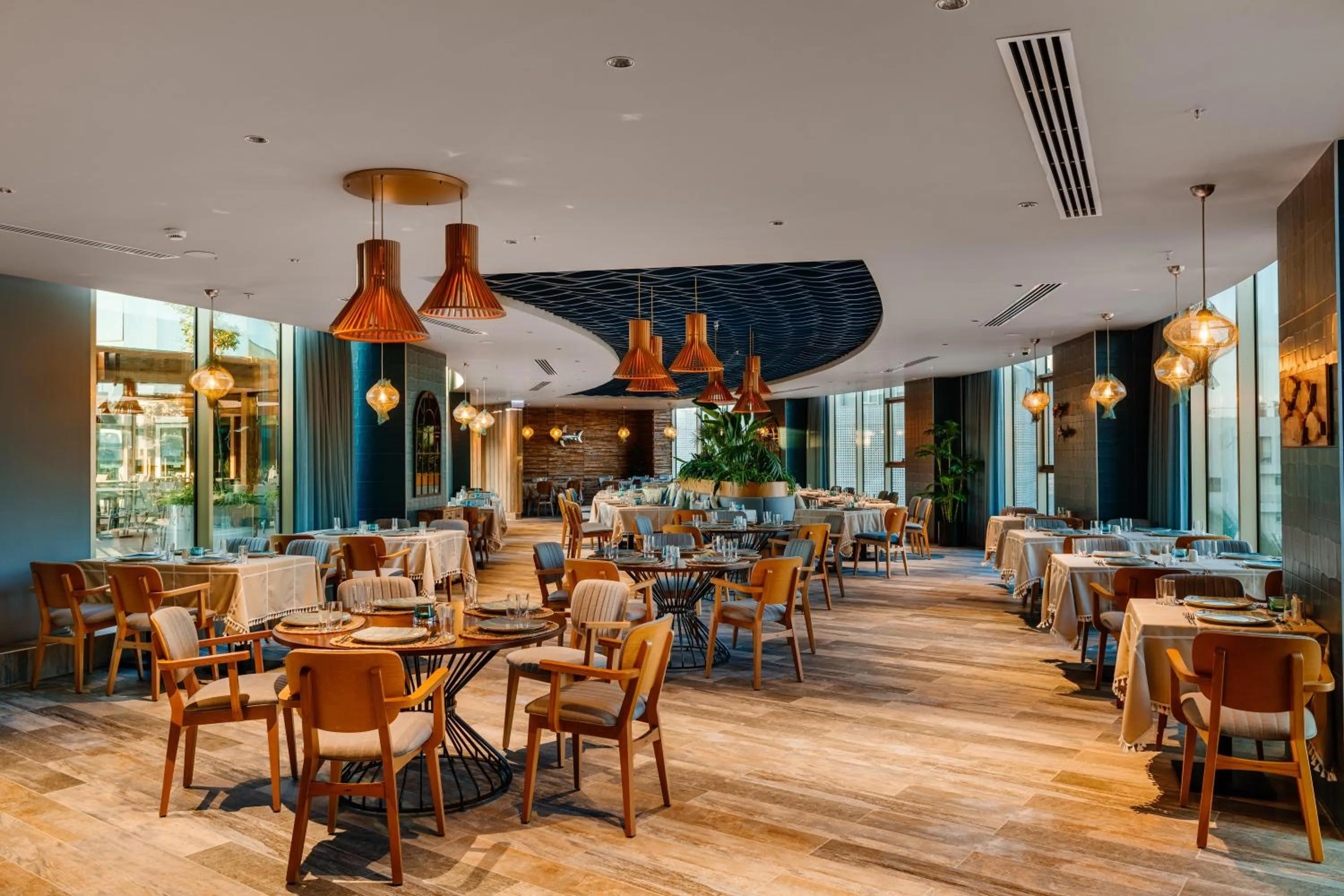 Restaurant/places to eat in Concorde Tower Hotel & Casino