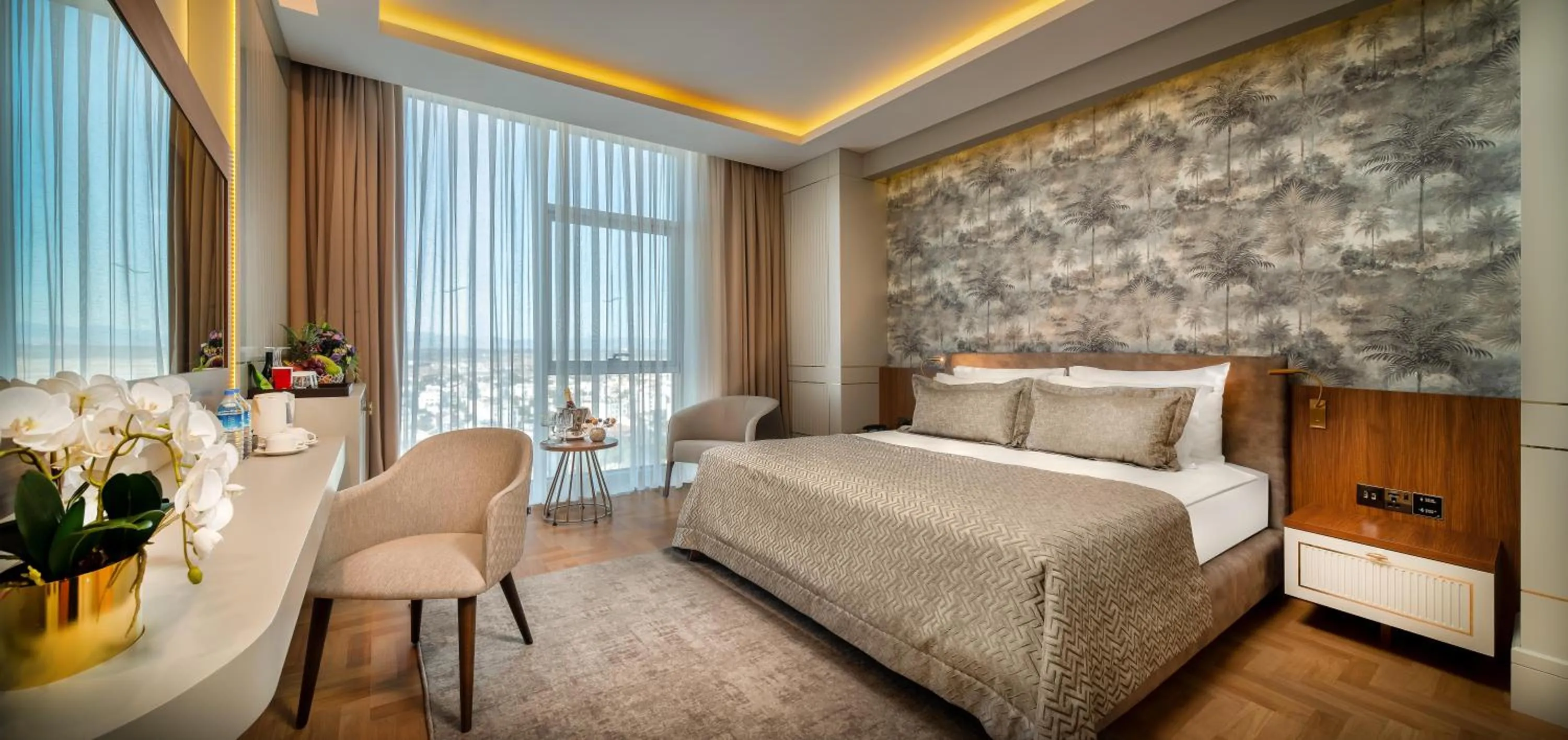 Photo of the whole room, Bed in Concorde Tower Hotel & Casino