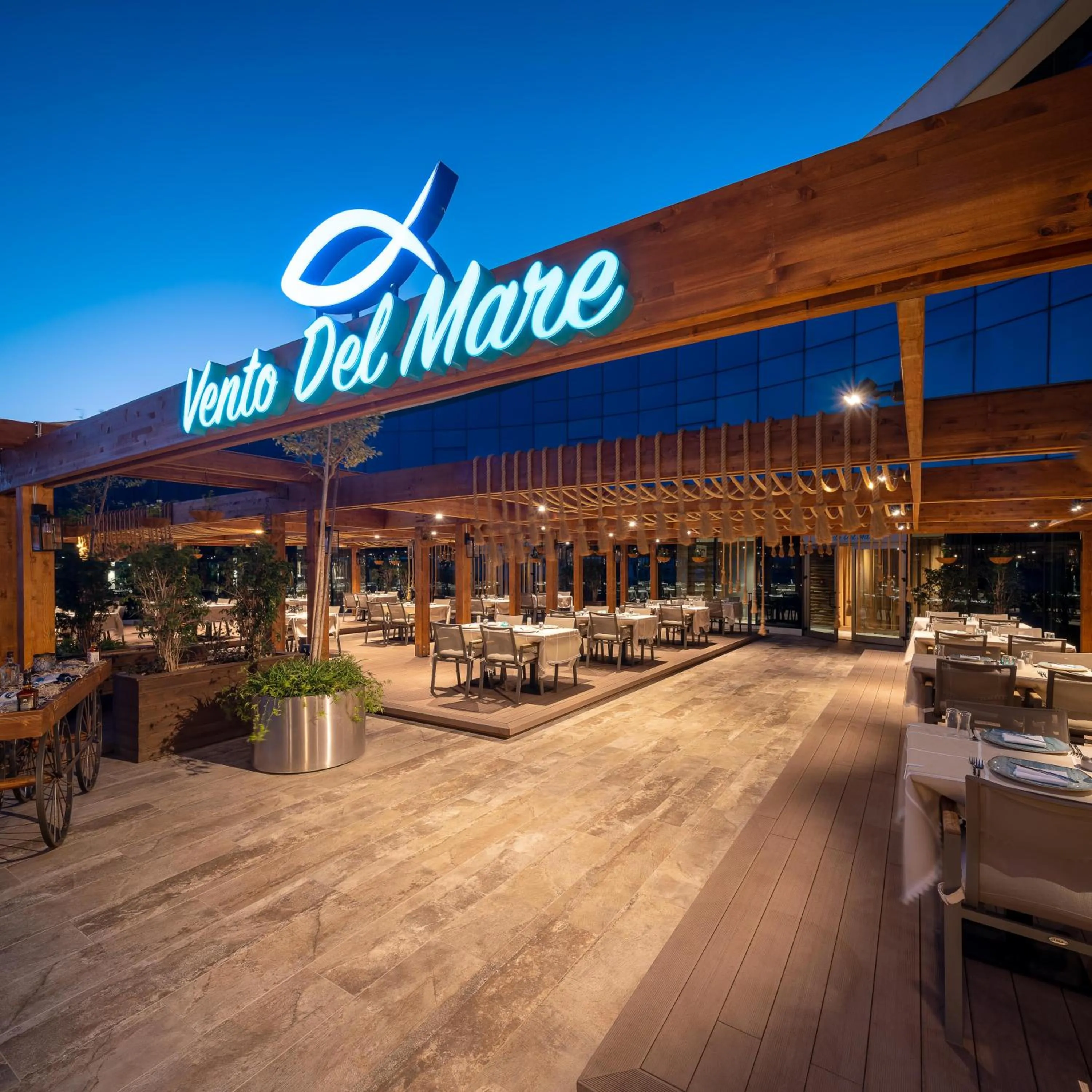 Restaurant/places to eat in Concorde Tower Hotel & Casino