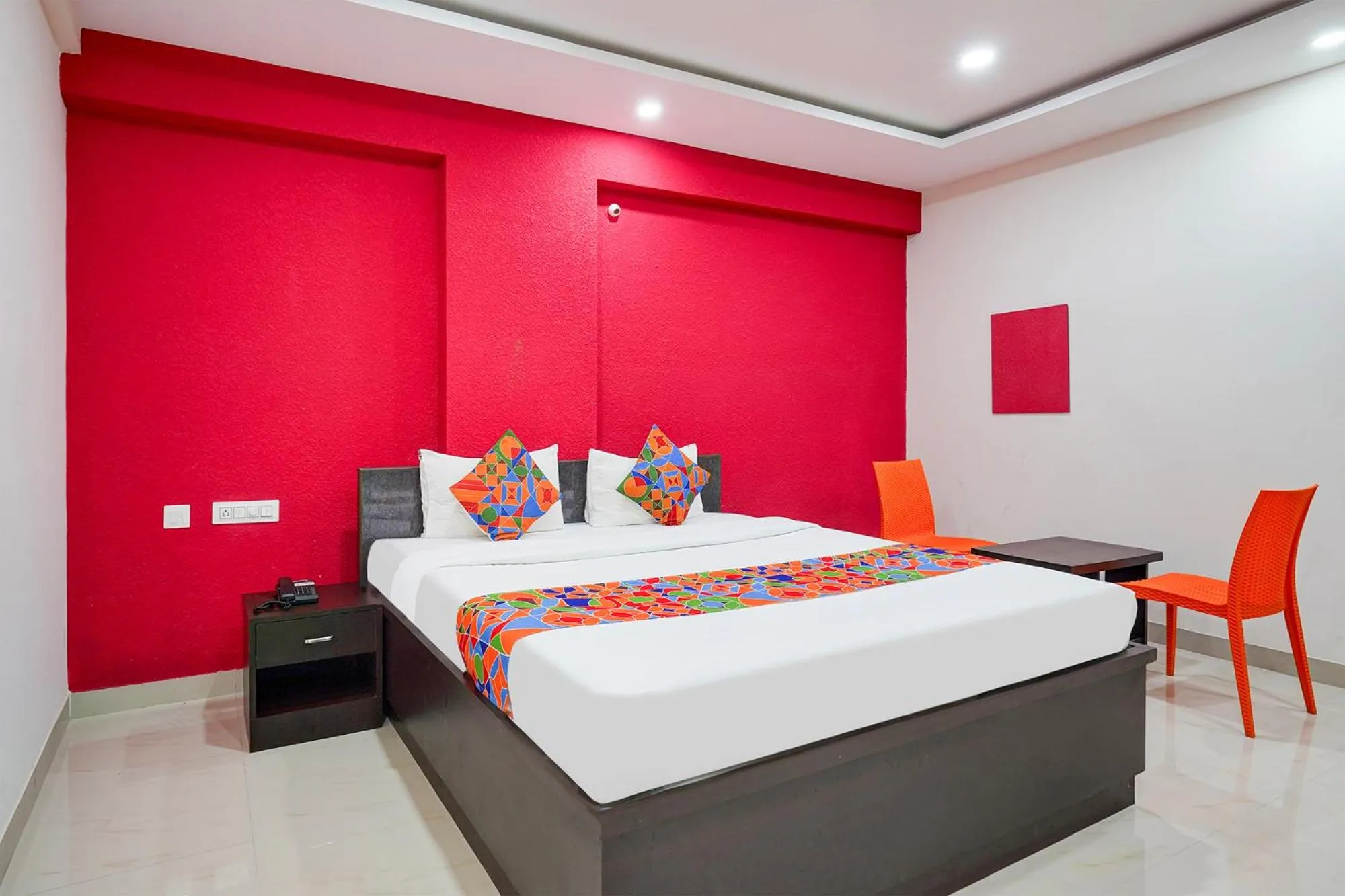 Bed in FabHotel Atithi Residency - Nr Kaikondrahalli Lake