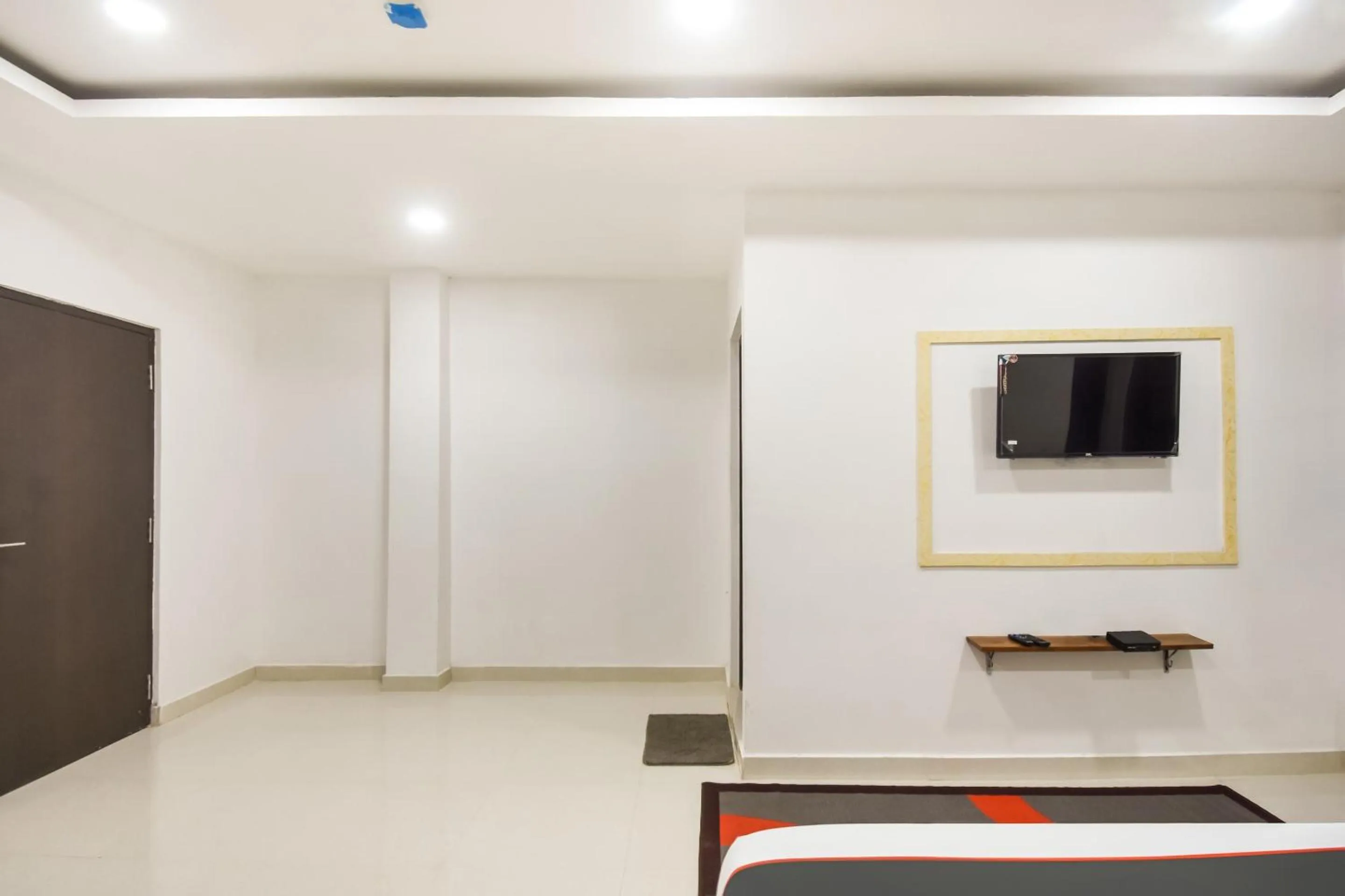 Bedroom in Hotel O Red Velvet Premium