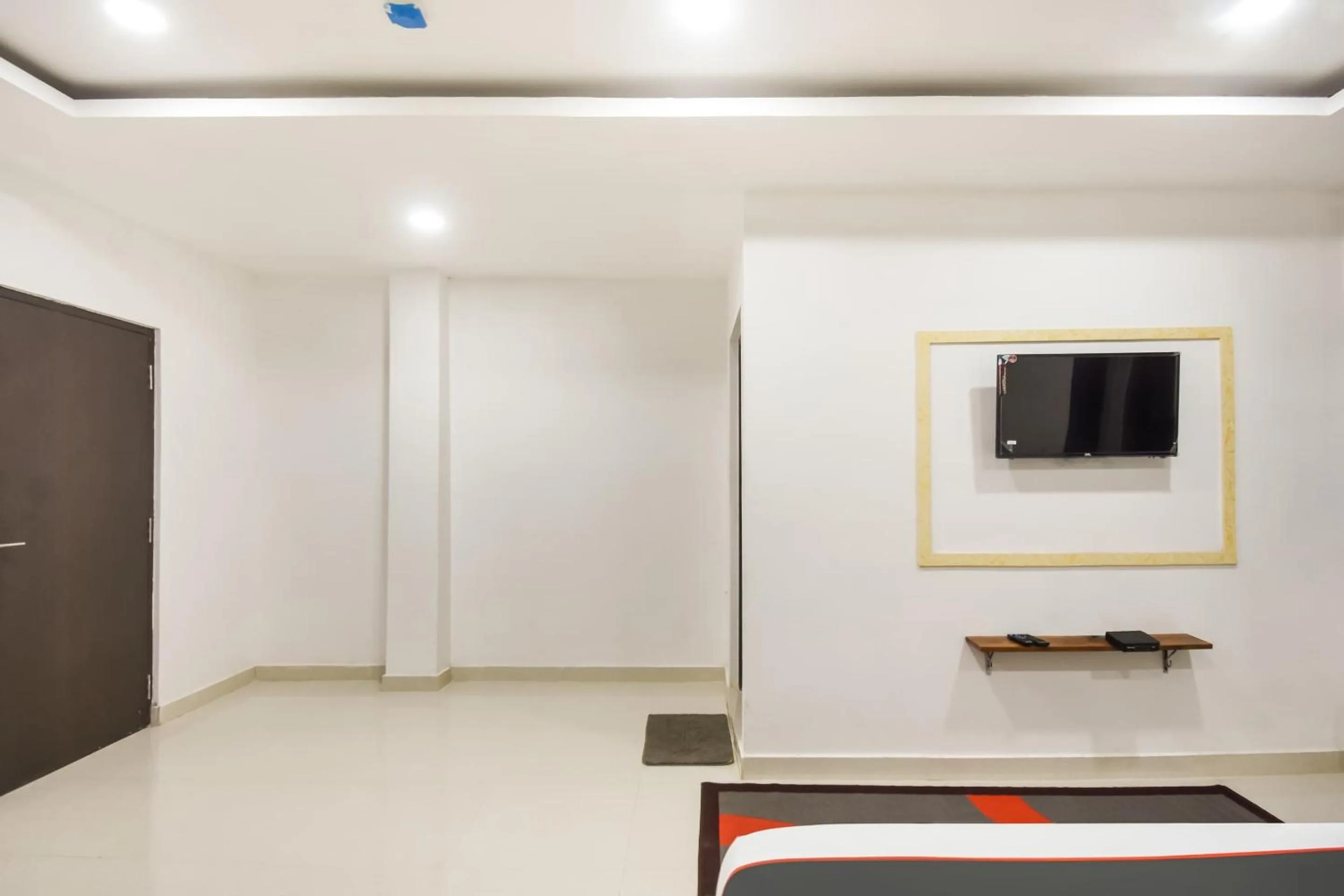 Bedroom in Hotel O Red Velvet Premium