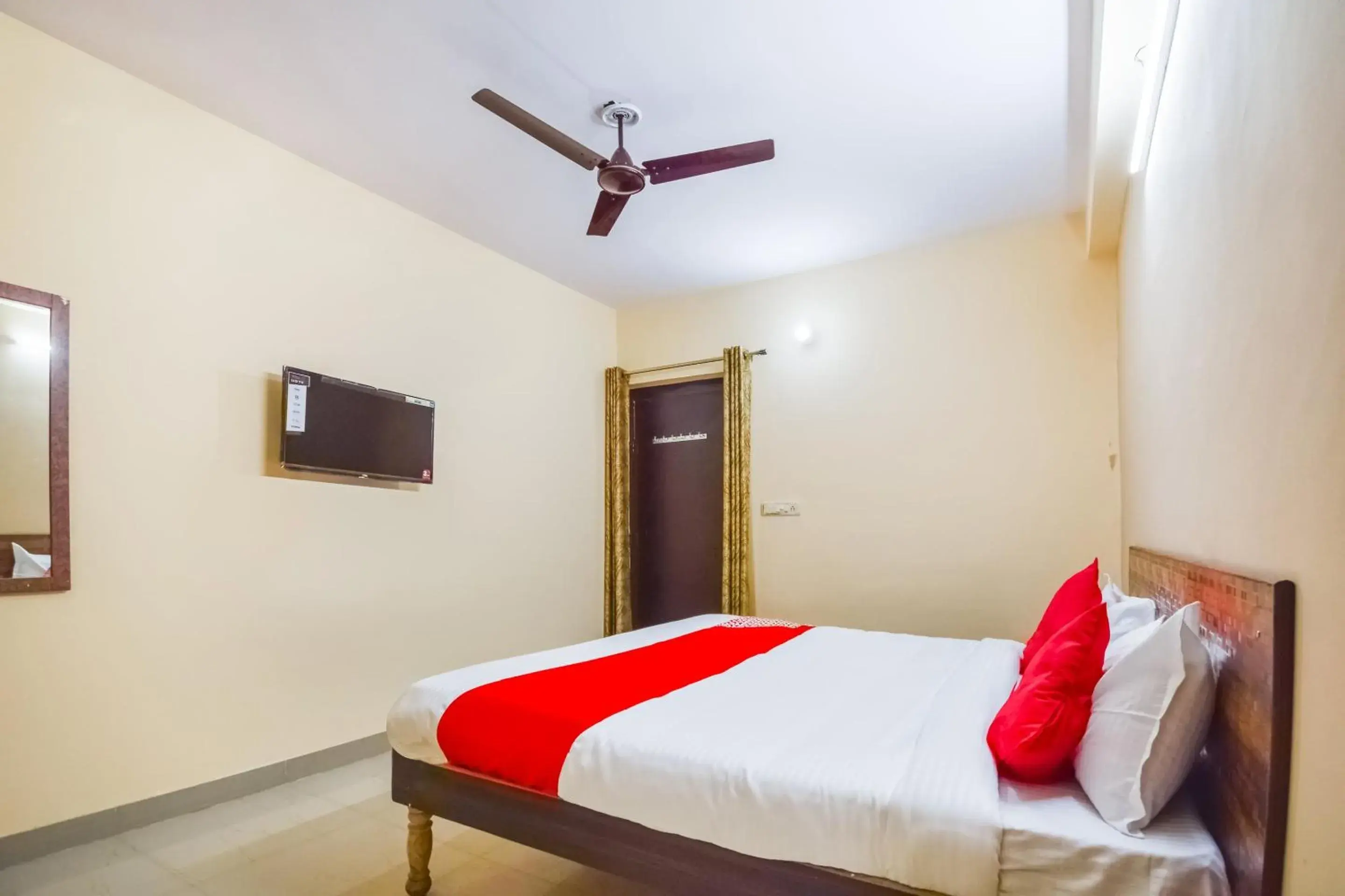 Bedroom, Bed in Hotel O Krishna Bedroom, Bed in Hotel O Krishna