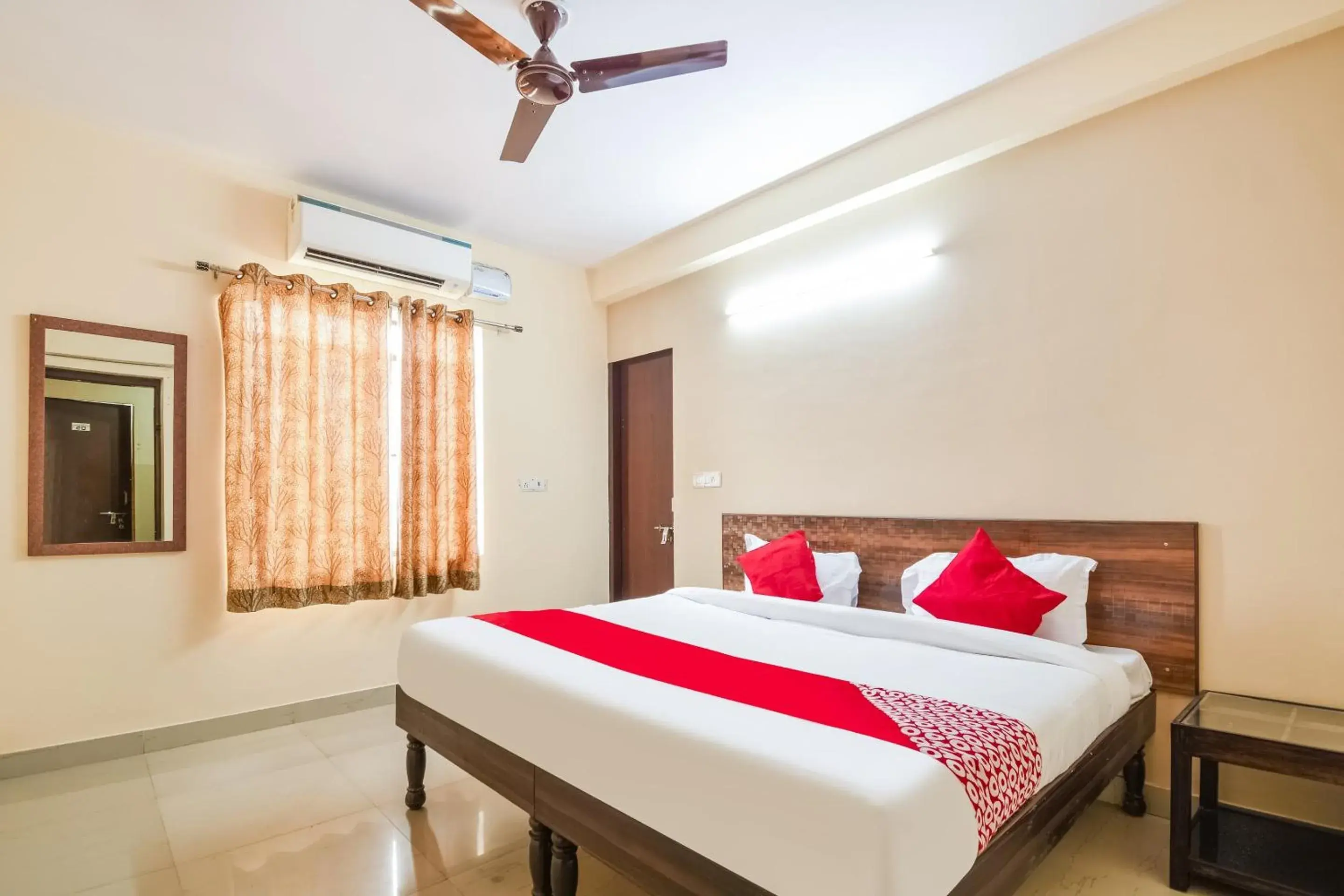 Bedroom, Bed in Hotel O Krishna Bedroom, Bed in Hotel O Krishna