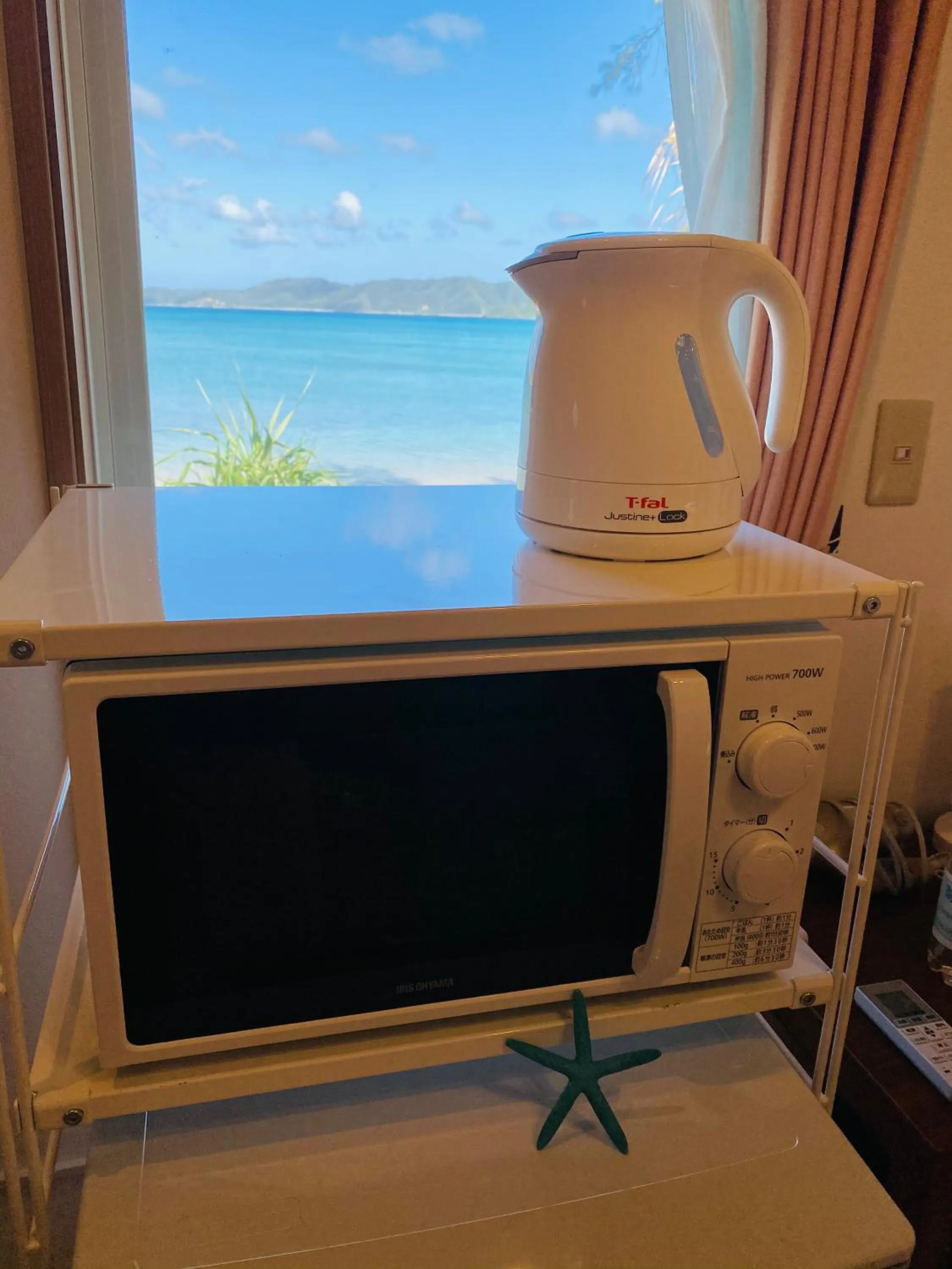 Coffee/tea facilities in Le Grand Bleu