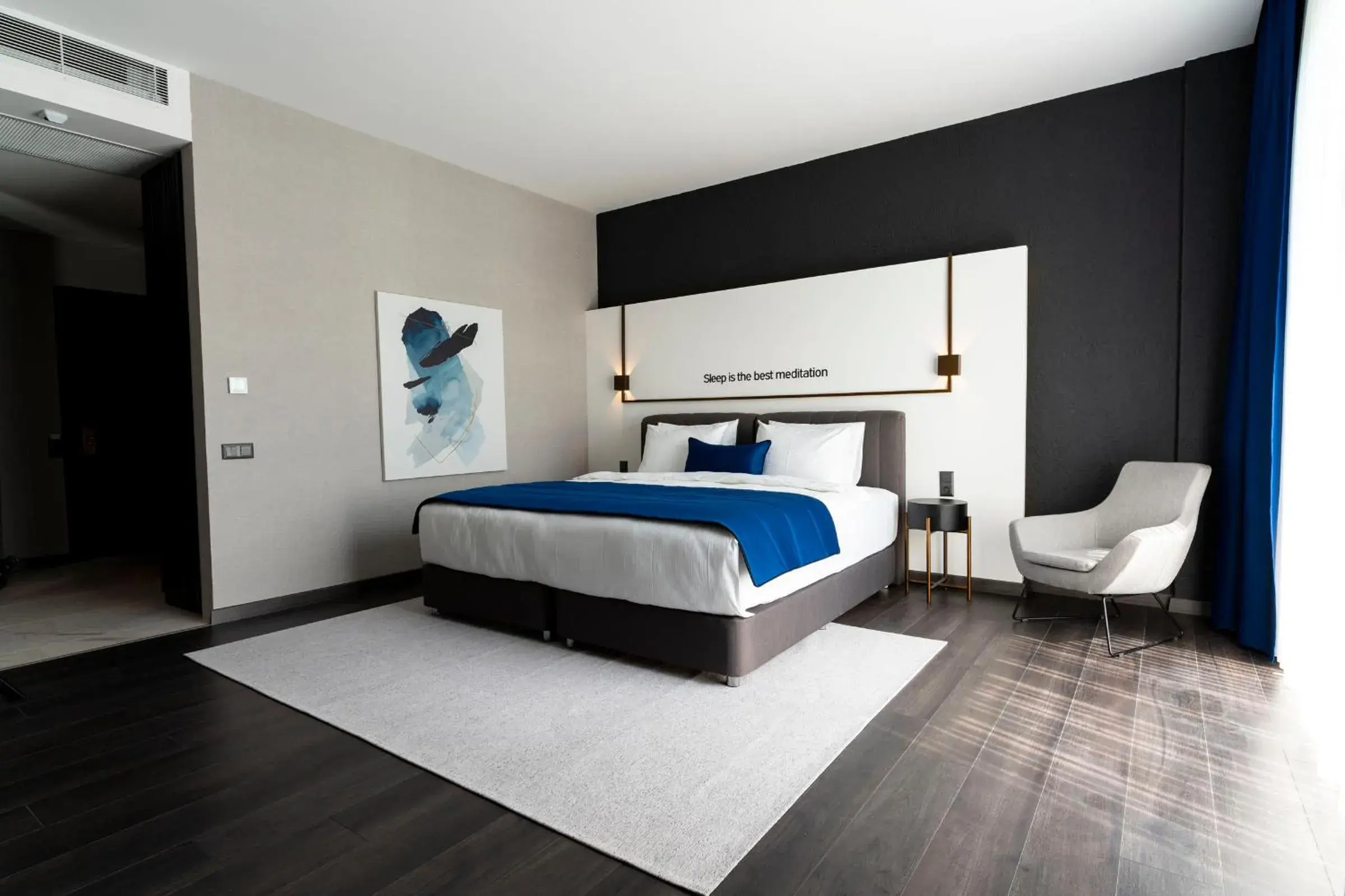 Luxury Double Room with Balcony - single occupancy in Hotel Bonvie Luxury Double Room with Balcony - single occupancy in Hotel Bonvie