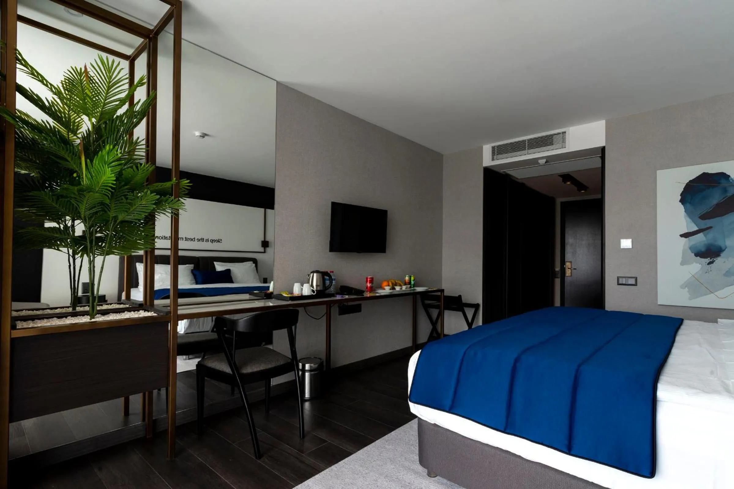 Photo of the whole room, Bed in Hotel Bonvie