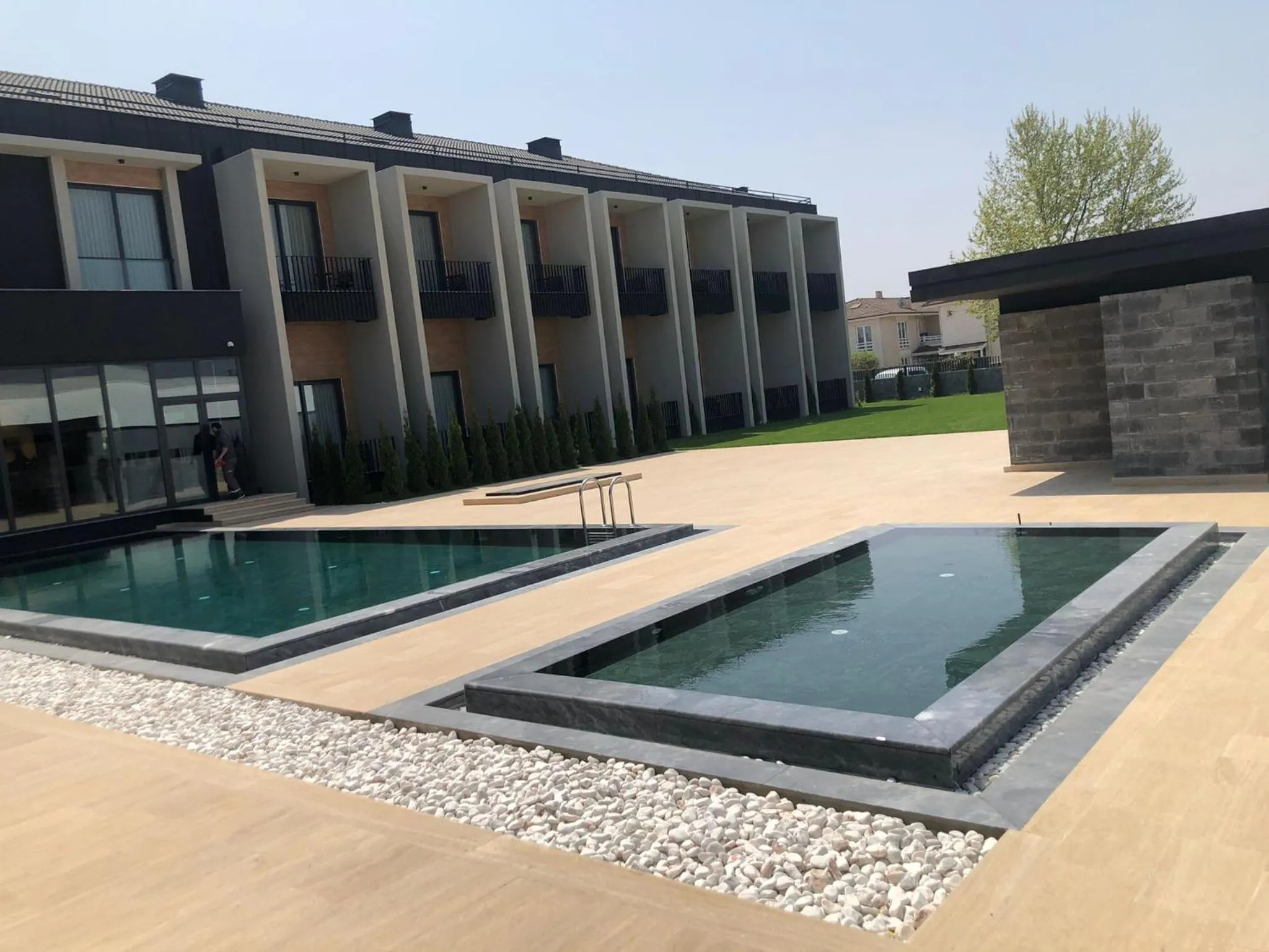 Property building in Hotel Bonvie