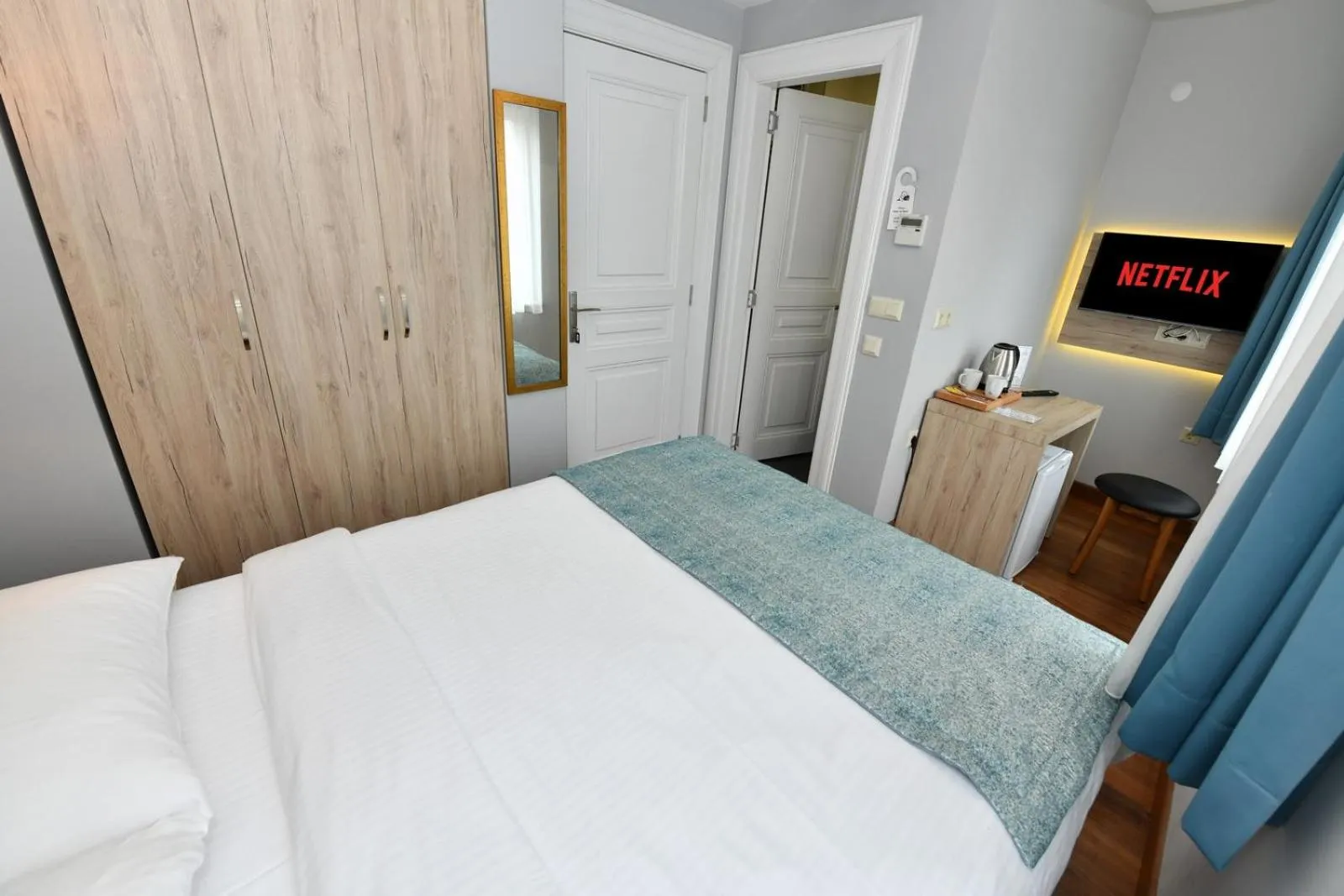 Photo of the whole room in Andi Hotel