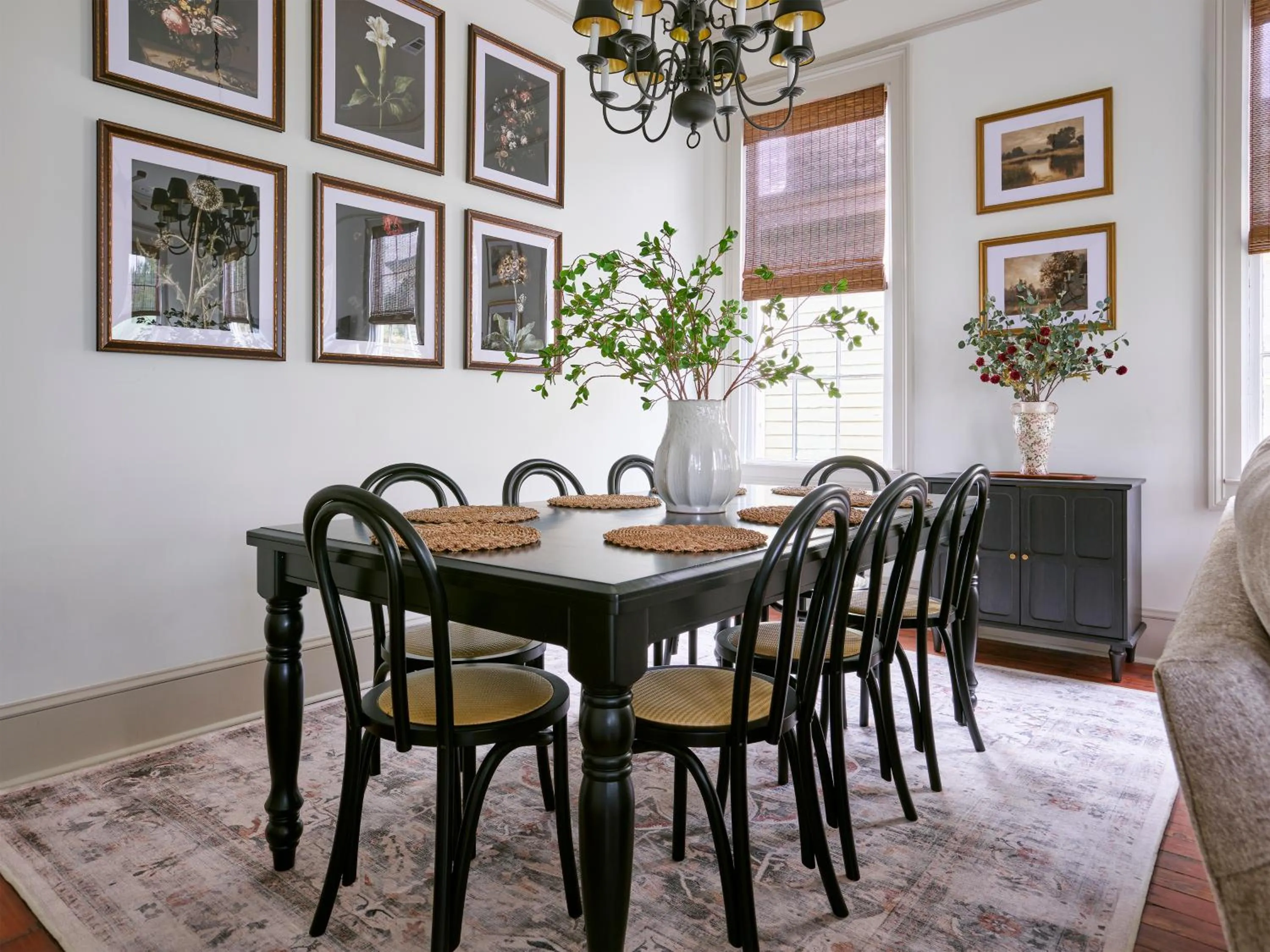 Dining area in 111 Waldburg street Beautifully Renovated Historic 5 bedroom 5 bath