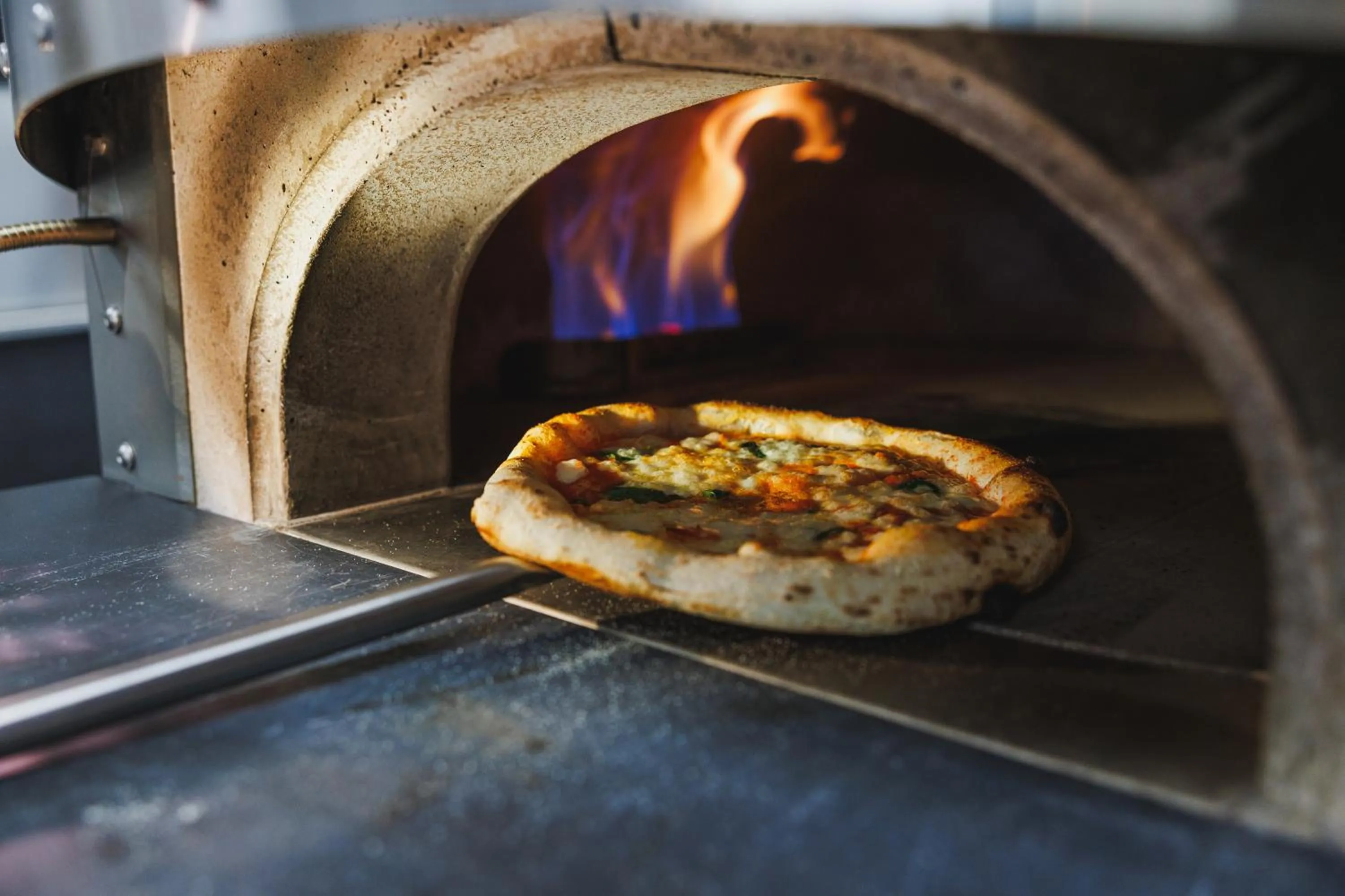 Restaurant/places to eat in B&B HOTEL Poitiers Aéroport