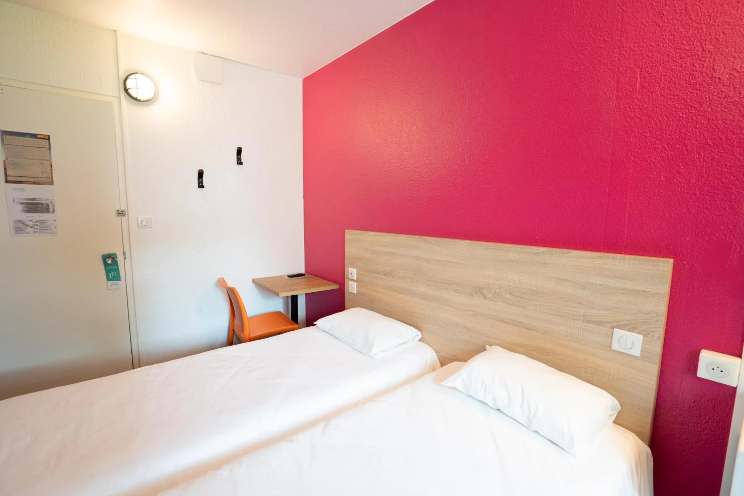 Bed in hotelF1 Brive Ussac