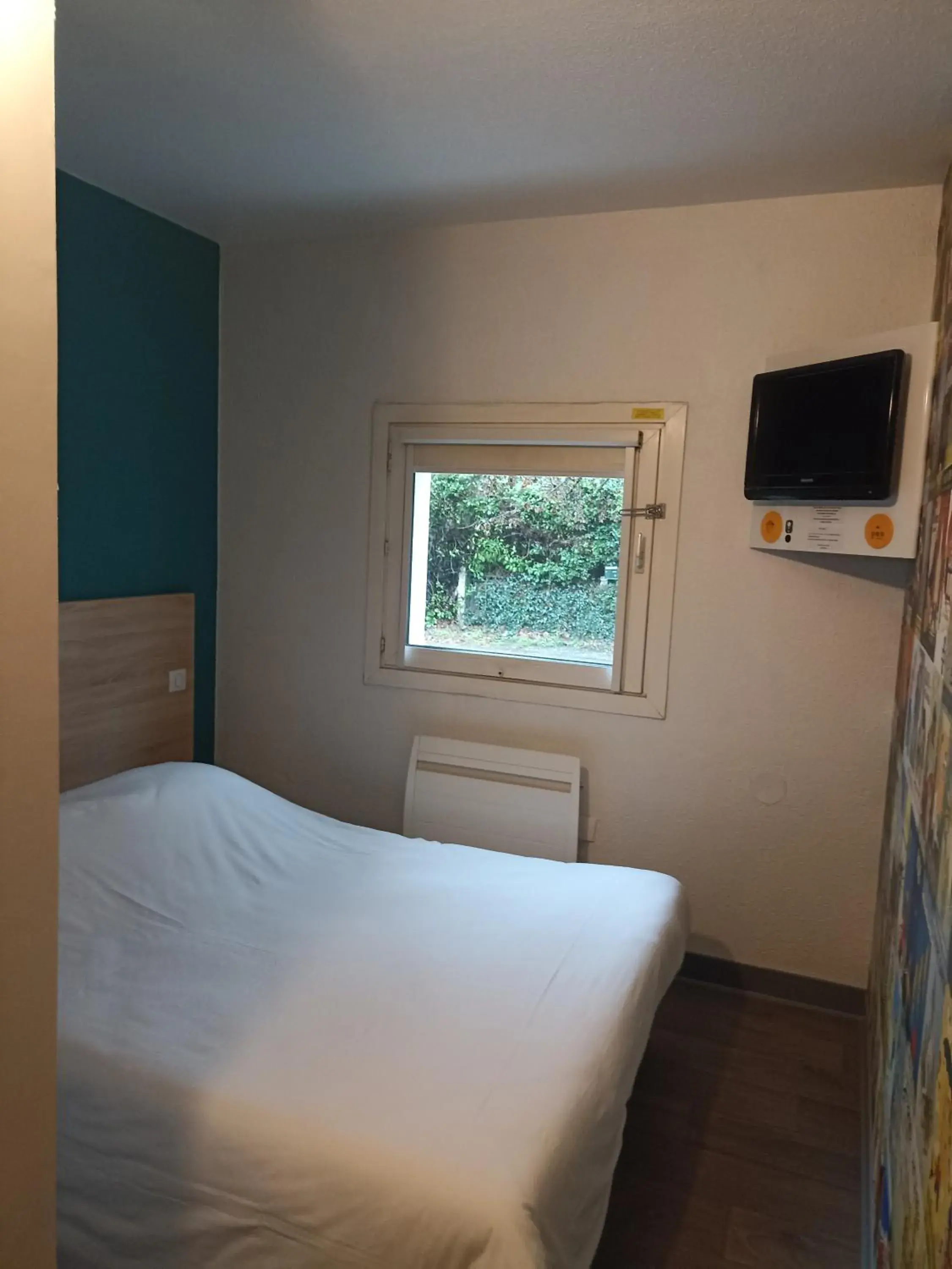 Bed in hotelF1 Brive Ussac Bed in hotelF1 Brive Ussac