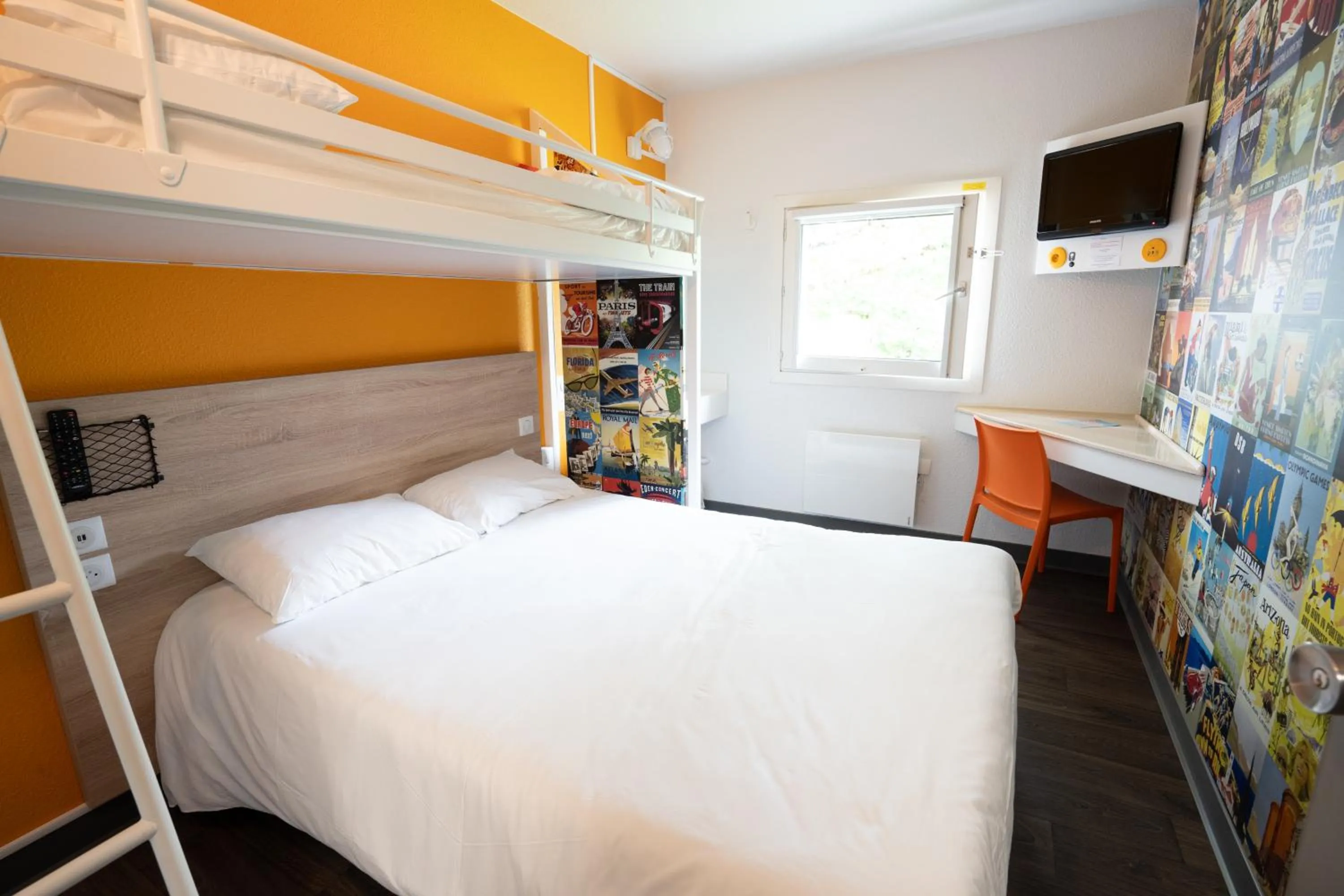 Bedroom, Bed in hotelF1 Brive Ussac