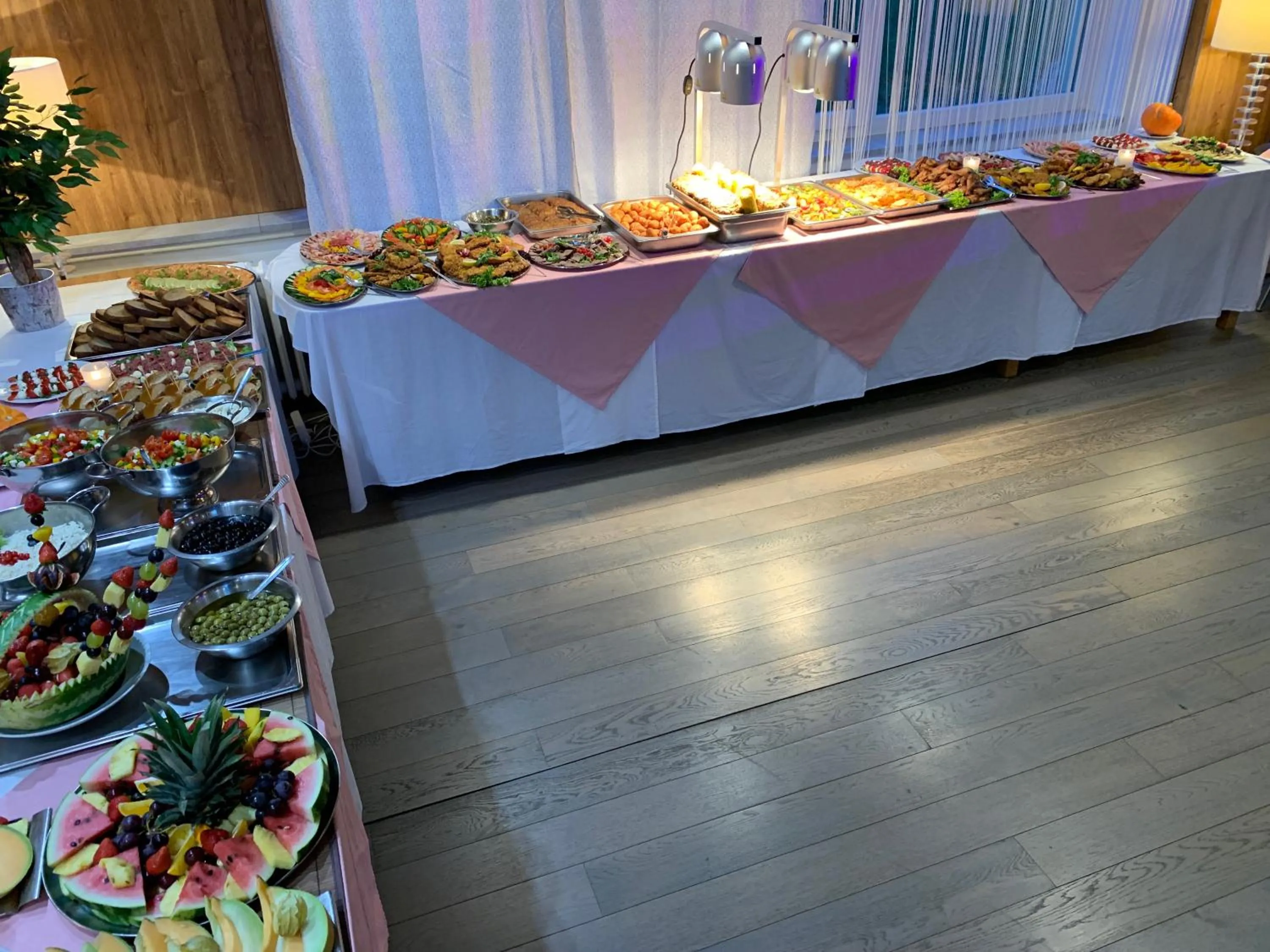 Food in Horský hotel Jelenovská s bazénem v ceně