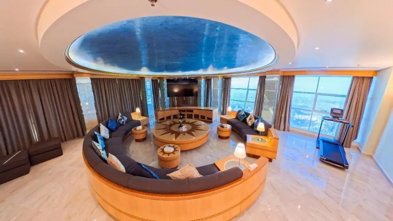 Living room in Oryx Grand Hotel Jebel Hafeet Living room in Oryx Grand Hotel Jebel Hafeet