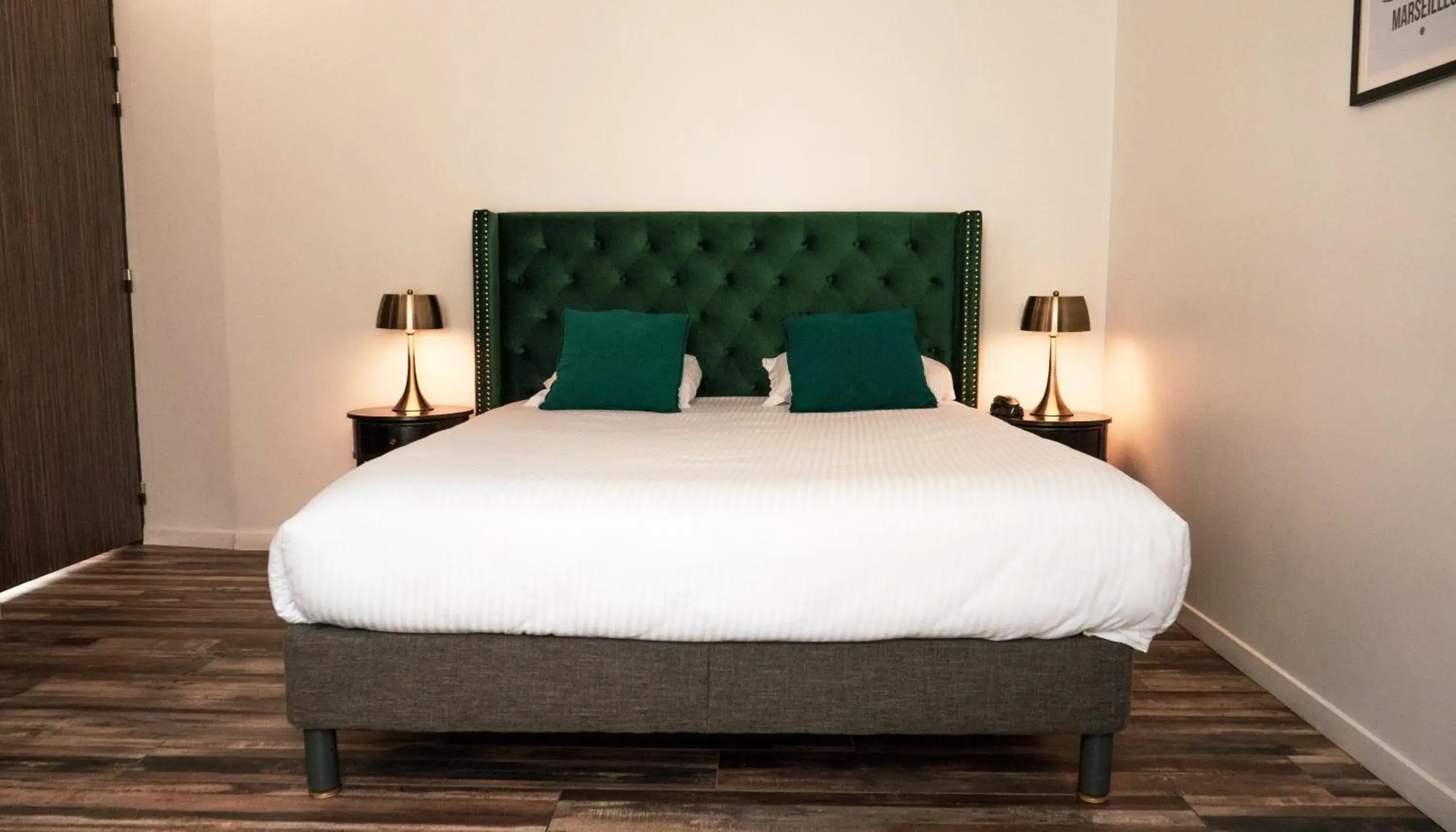 Bedroom, Bed in Kyriad Marseille Blancarde - Timone Bedroom, Bed in Kyriad Marseille Blancarde - Timone