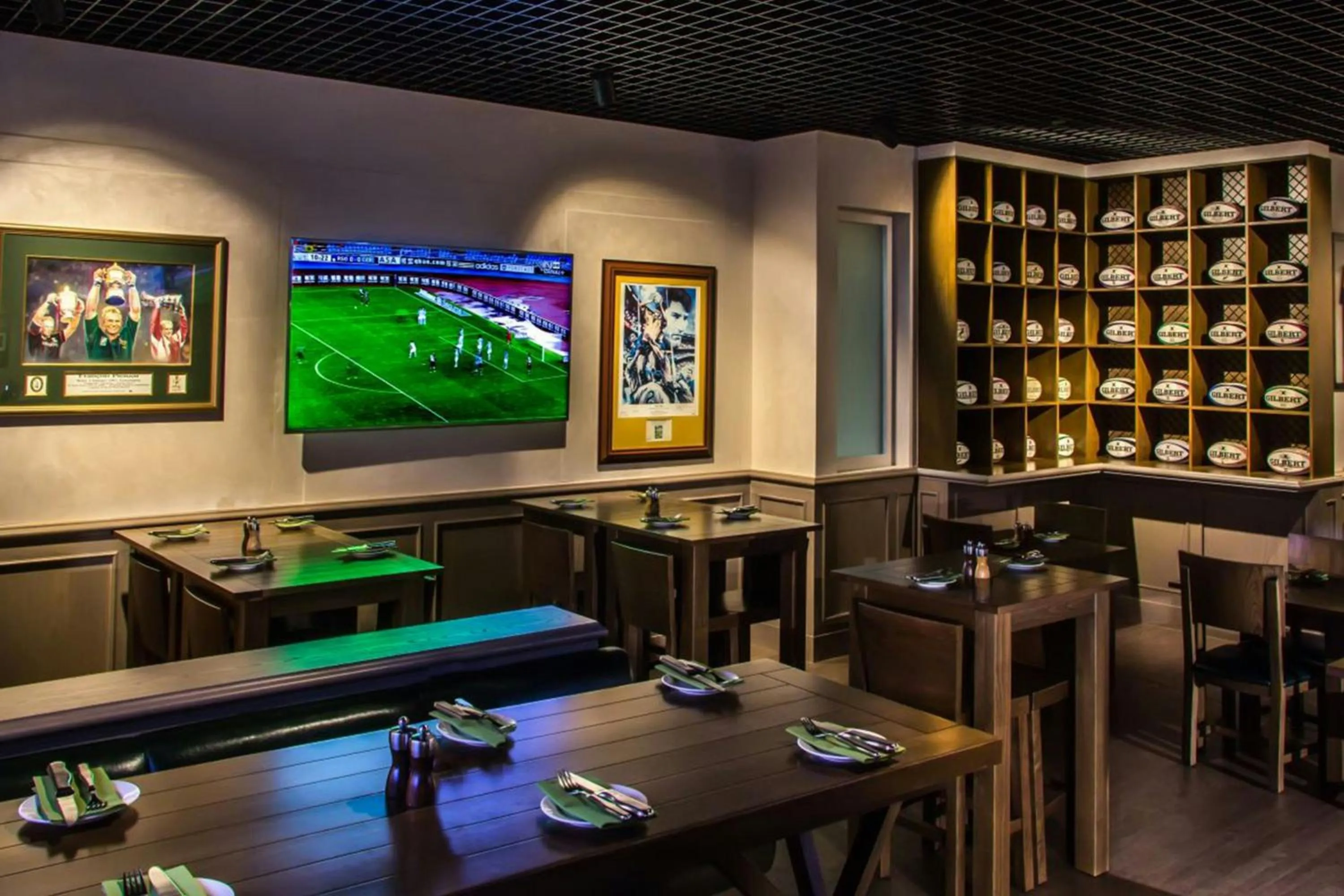 Lounge or bar in The Heritage Hotel, Autograph Collection, Downtown Dubai
