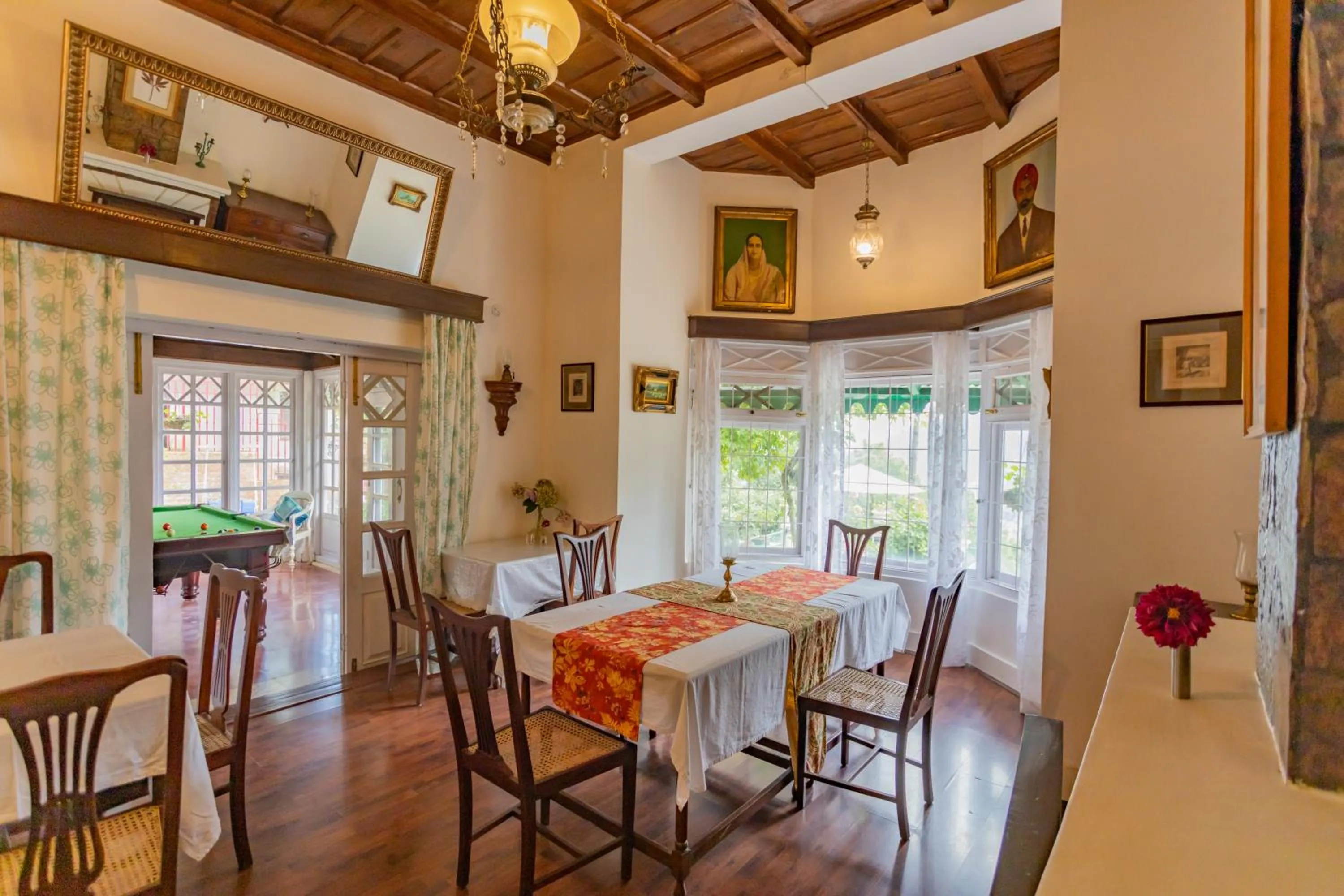Dining area in Seclude Ramgarh Taradale