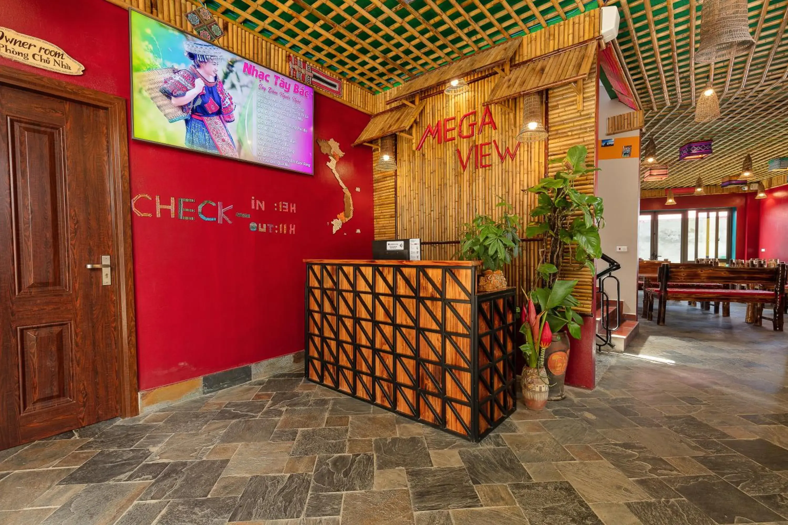 Facade/entrance in Mega View Homestay Facade/entrance in Mega View Homestay