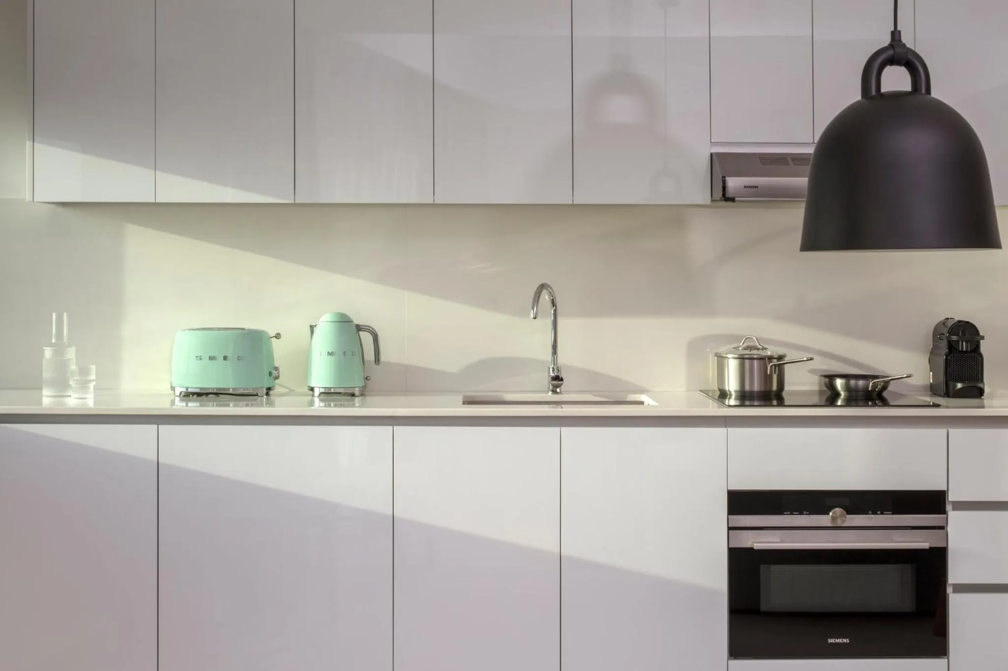 Photo of the whole room in Staybridge Suites Dubai Financial Centre by IHG