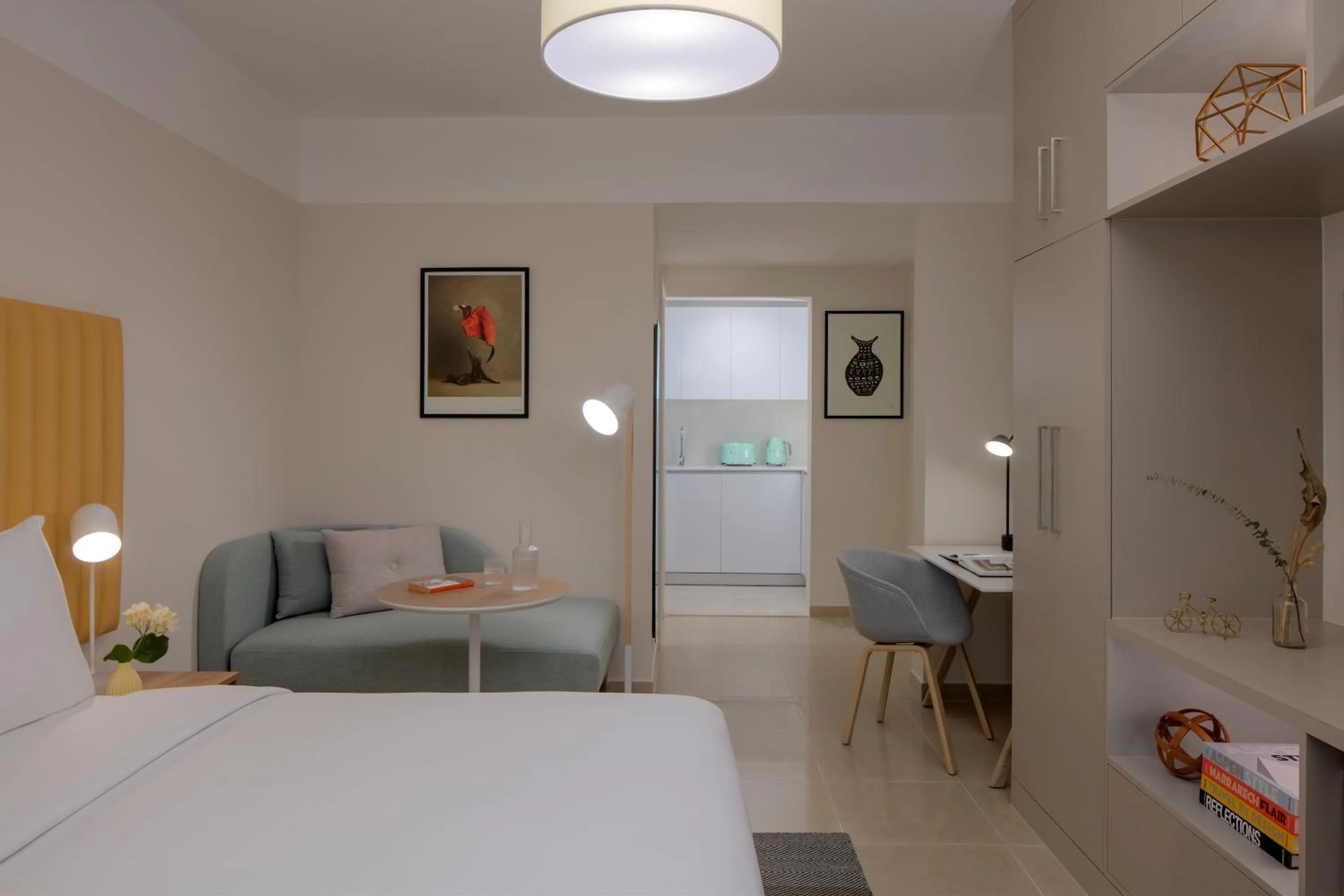 Bed in Staybridge Suites Dubai Financial Centre by IHG