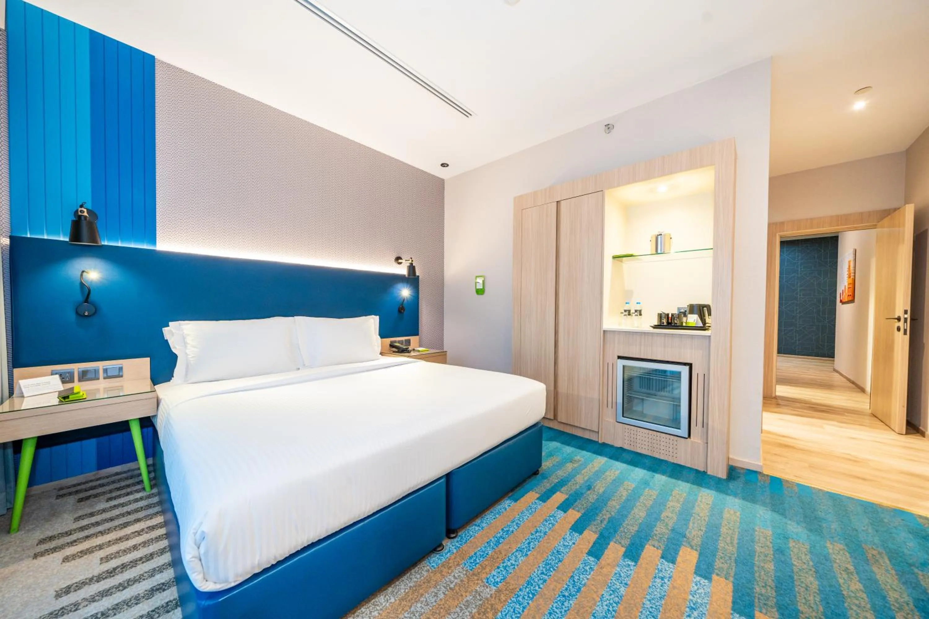 Bed in La Quinta by Wyndham Dubai Jumeirah